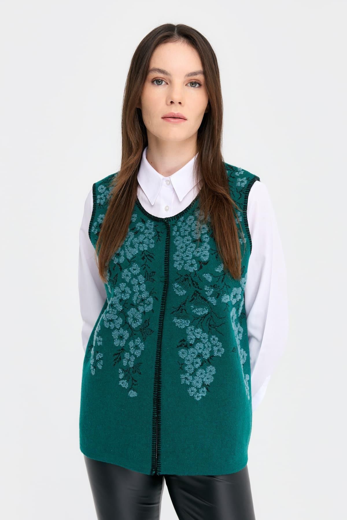 Desen 24117 DESEN TRİKO PITIRCIK ÇİÇEKLİ SIFIR YAKA KISA YELEK