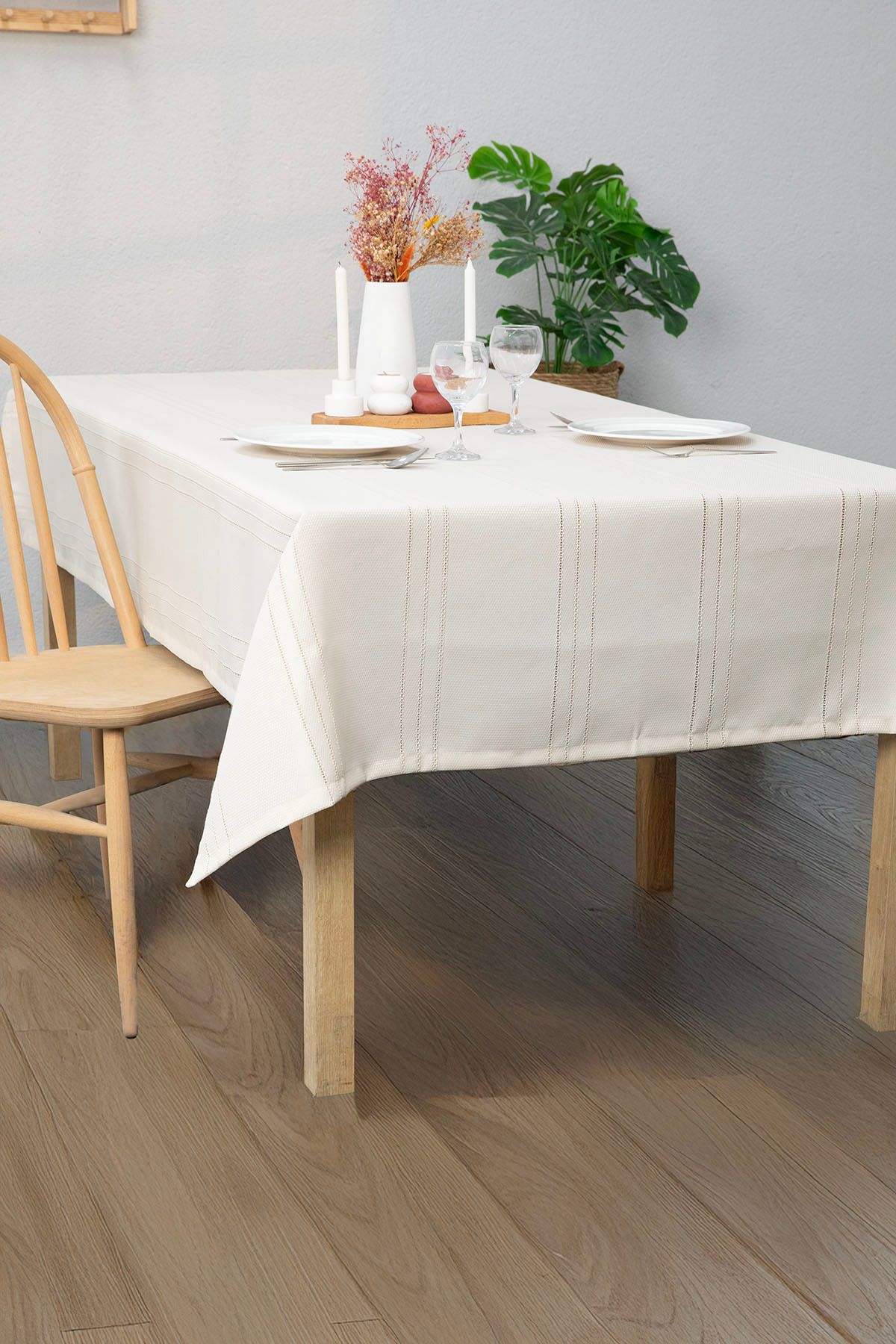 Guloglu Home Leke Tutmaz Masa Örtüsü 160x220
