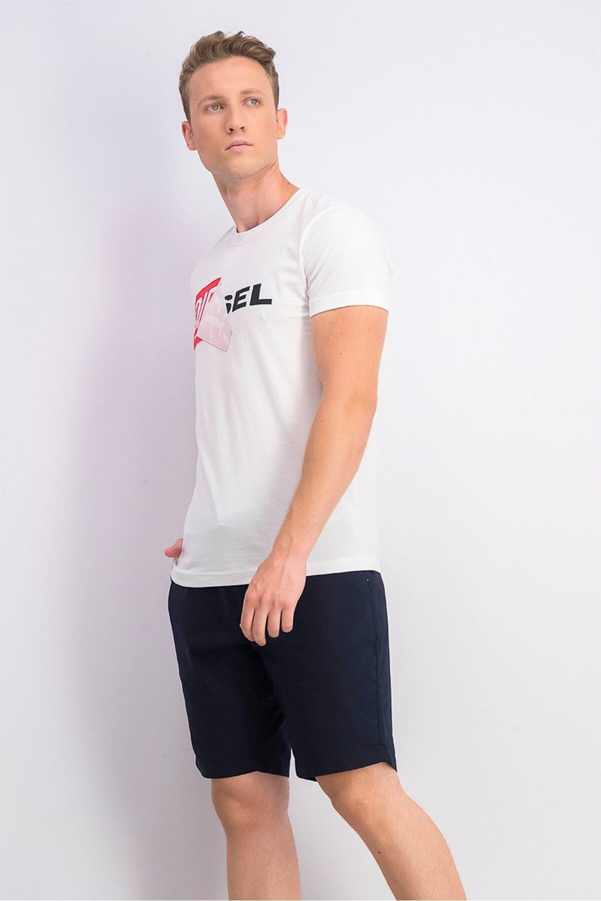 Diesel-Men T,diego Qa T-shirt, White And Black And Red 3