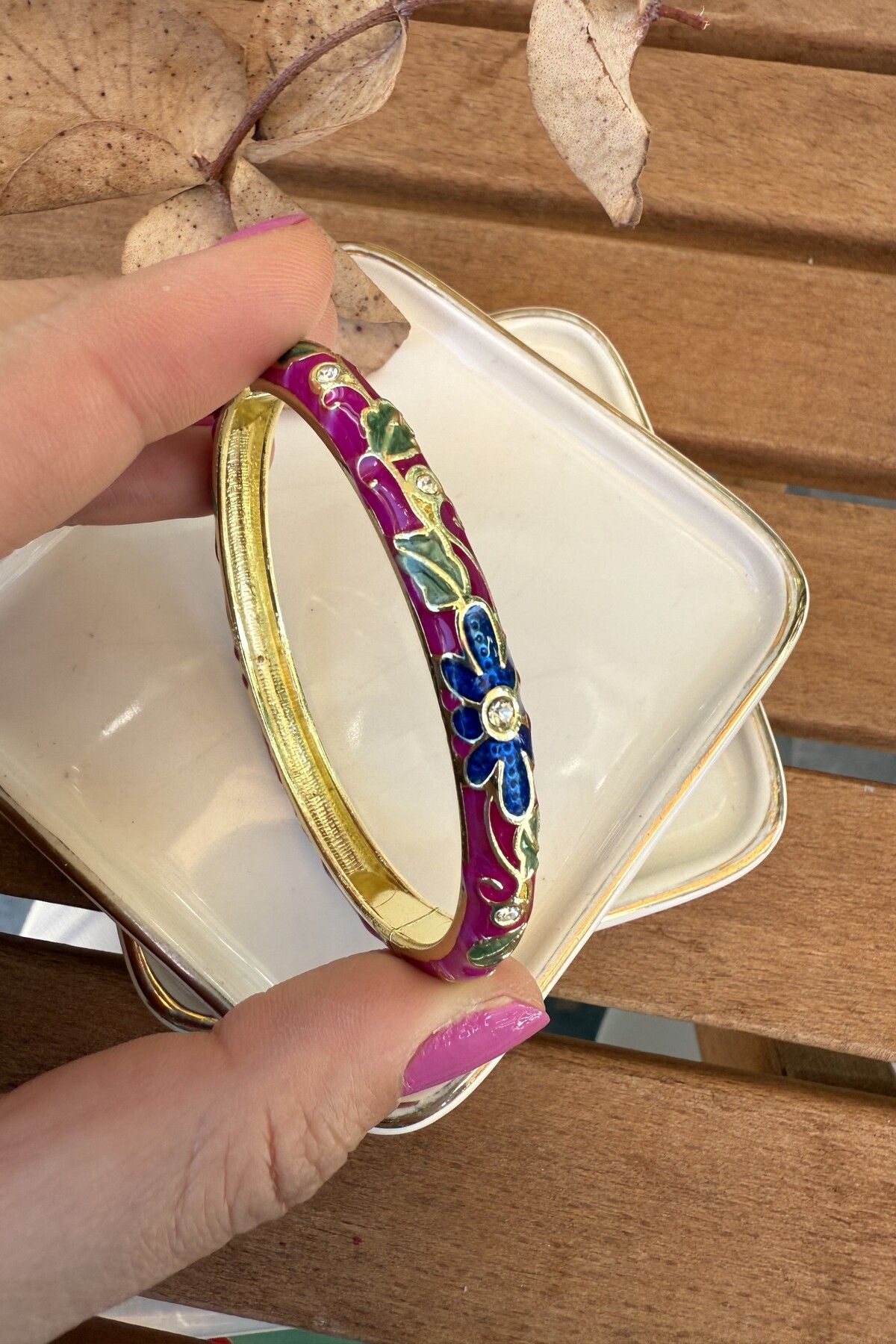 AURA ATELIER 14K Altın Kaplama İnce Mineli Fuşya Bilezik 5.7cm