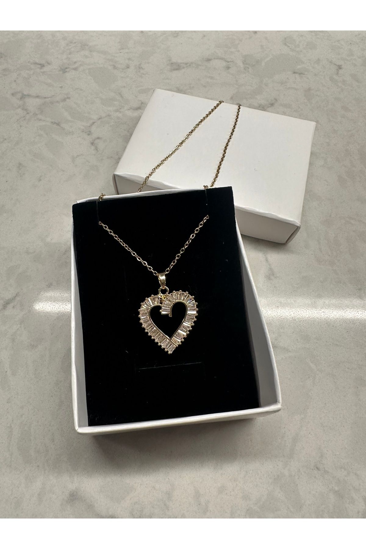 Shop west Kalp detaylı Gold Kolye