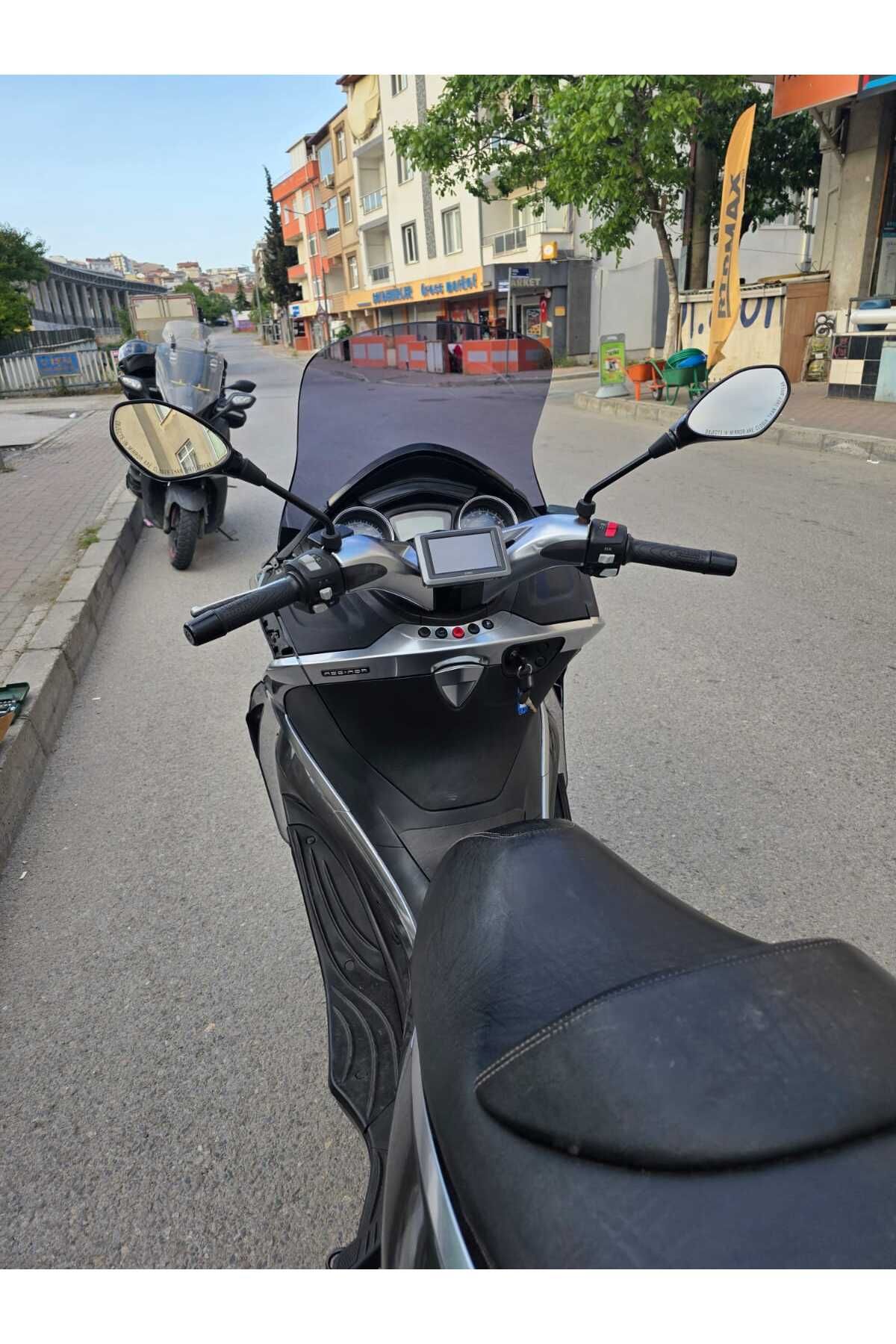 Piaggio X10 Siperlik Ön Cam 2011-2017 Model 73cm Füme Renkli 4mm