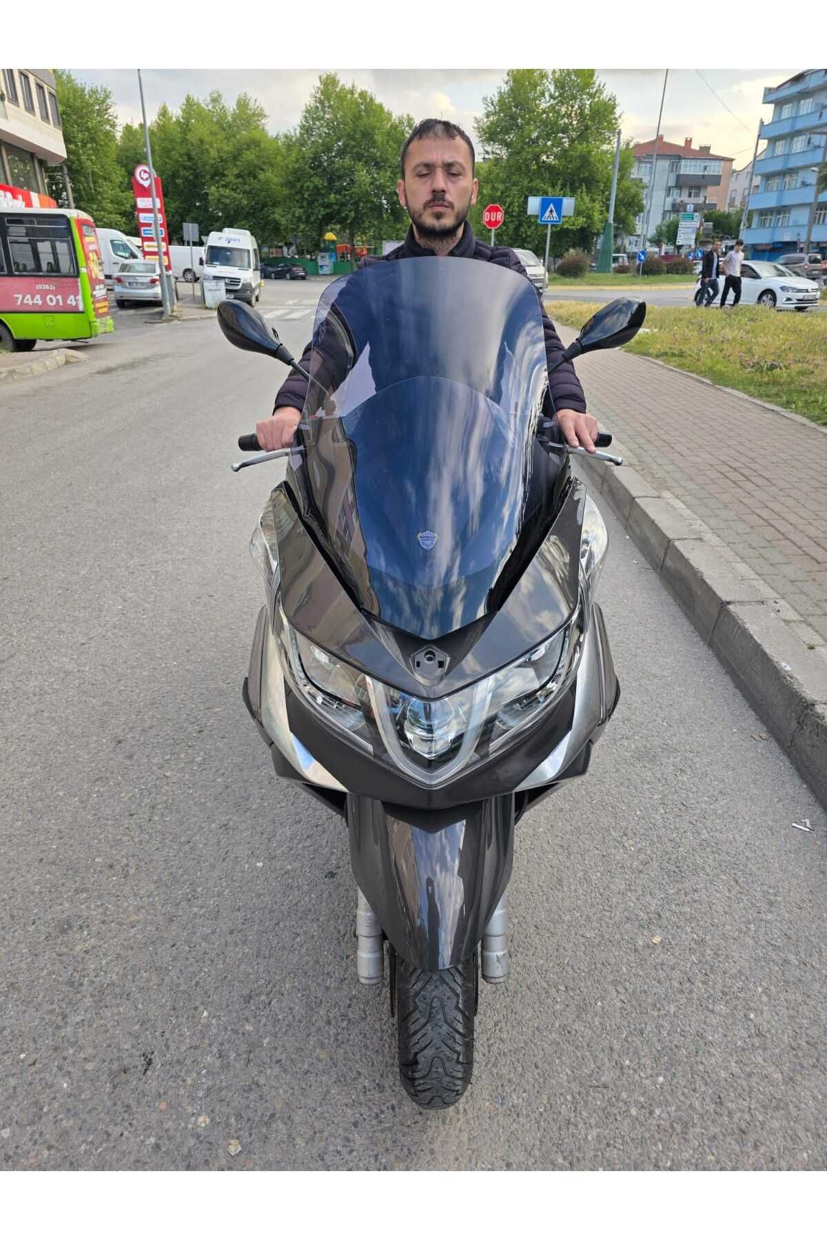 Piaggio X10 Siperlik Ön Cam 2011-2017 Model 73cm Füme Renkli 4mm