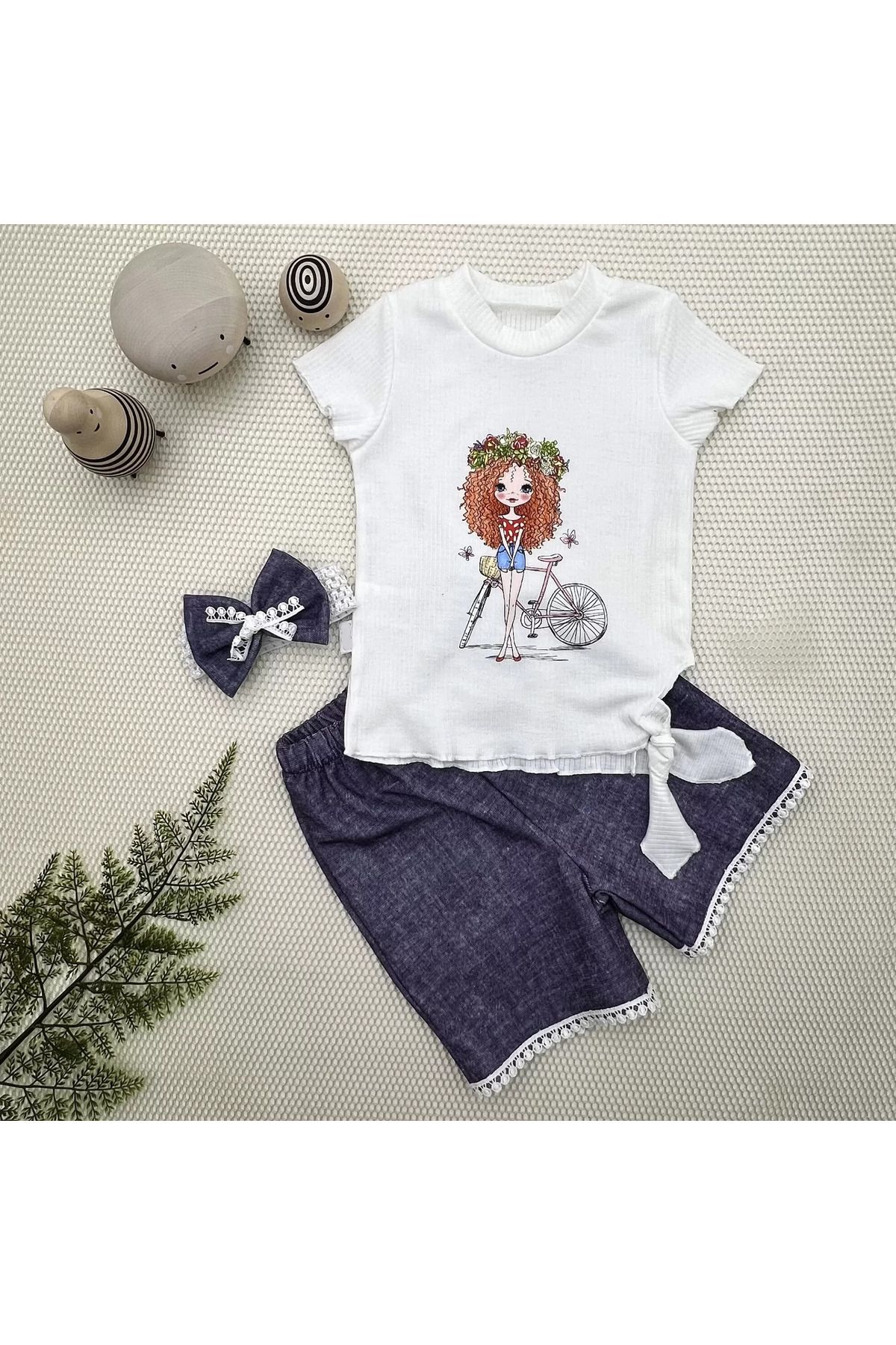 onlinebutik Bisikletli Kız Baskılı Bandanalı Kot Desenli Şort Kısa Kollu Tişört 3lü Kız Bebek Takımı Lacivert