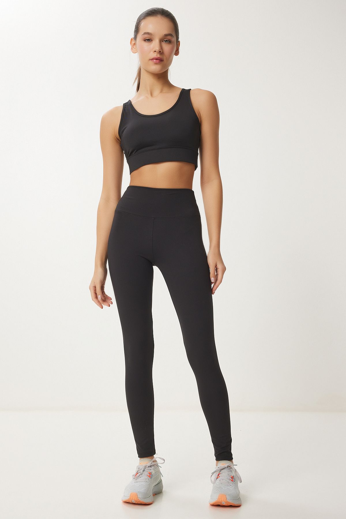 Happiness İstanbul Damskie Czarne Dzianinowe Legginsy Sportowe Z Wysokim Stanem Vx00002 Kobieta - 36