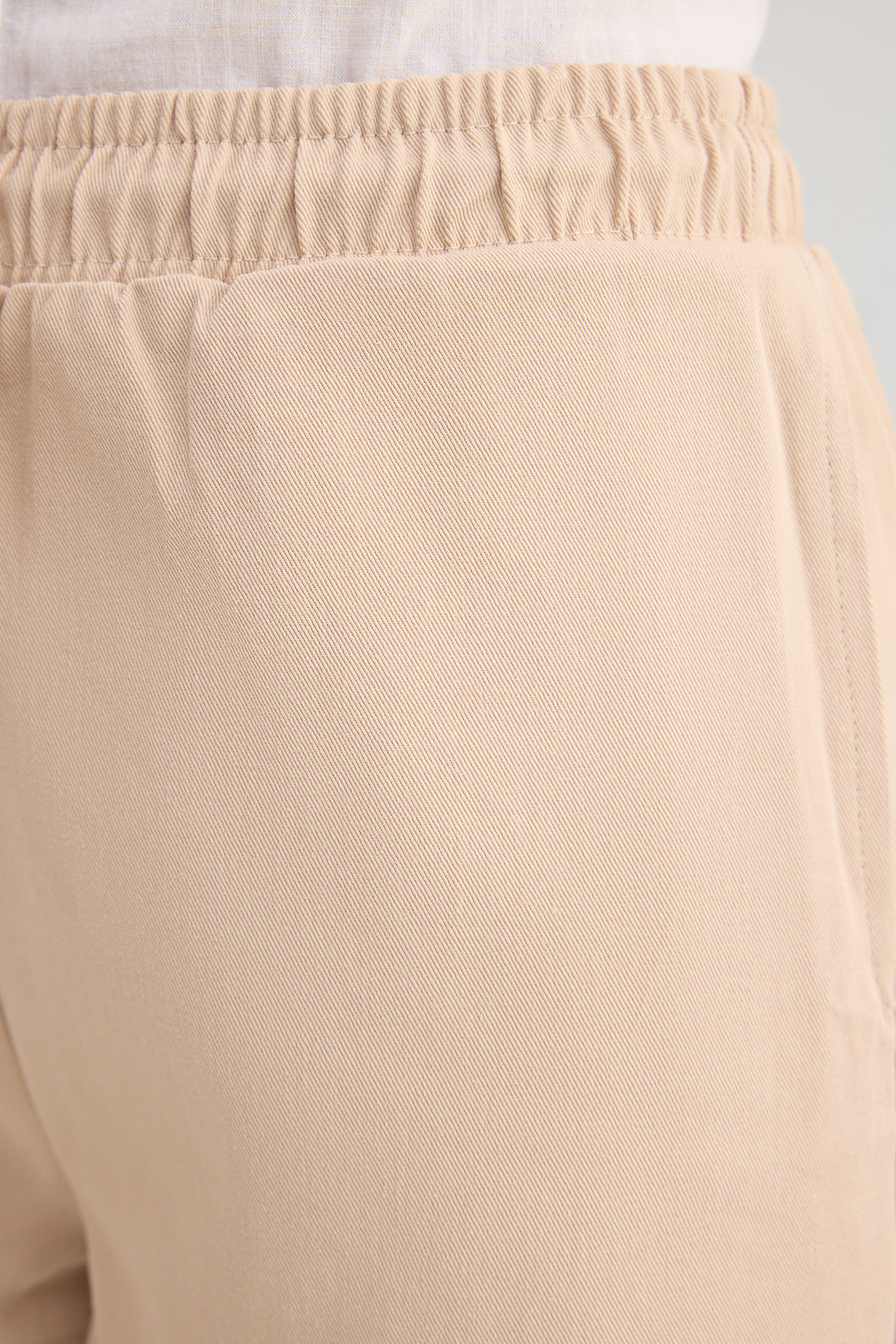 Trendyolmilla  Bej Pamuklu Gabardin Mini Bağcıklı Şort & Bermuda TWOSS25SR00212 - Görsel 4