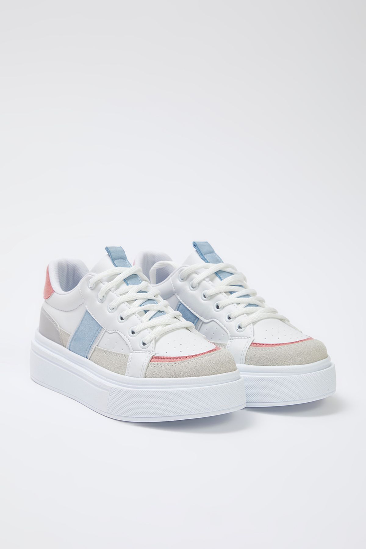 trendyol-shoes-womens-sneakers