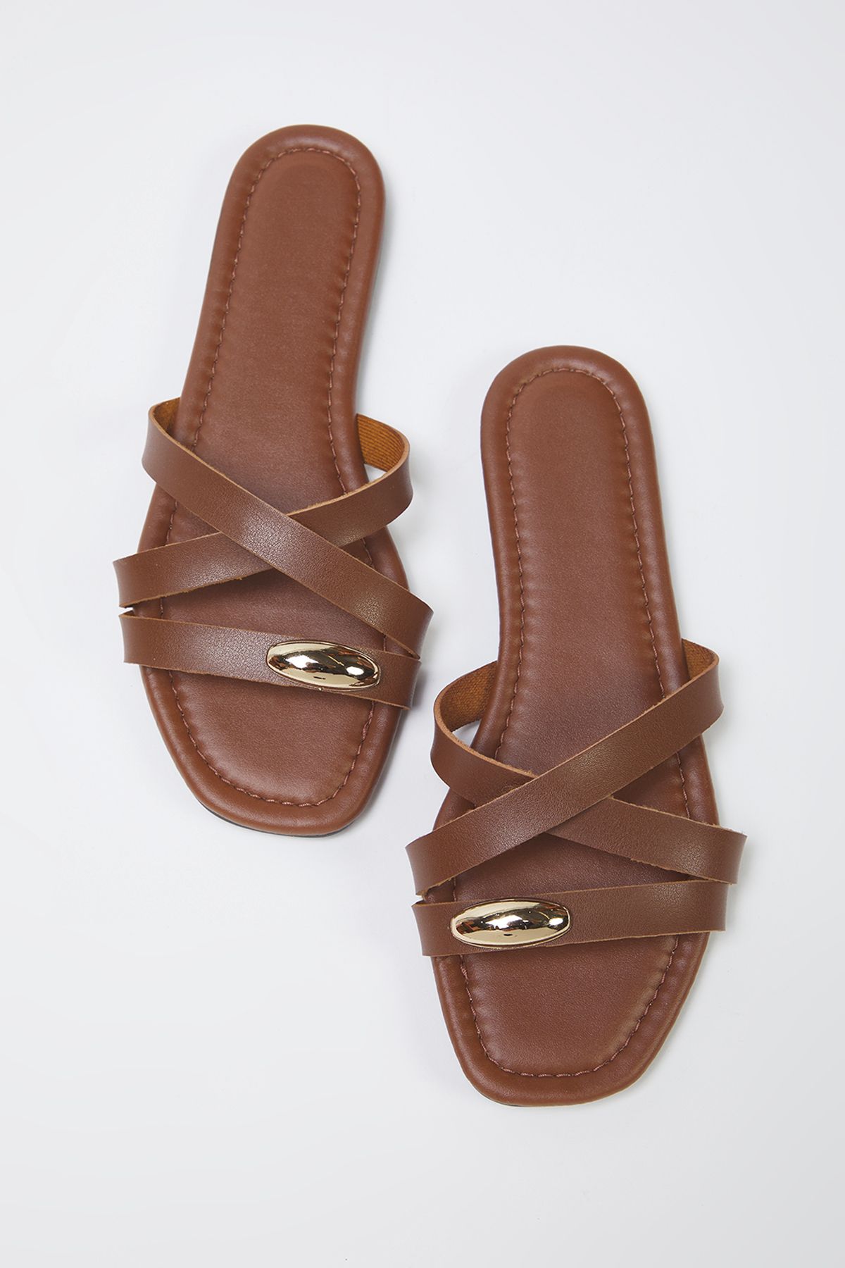 trendyol-shoes-womens-slipper