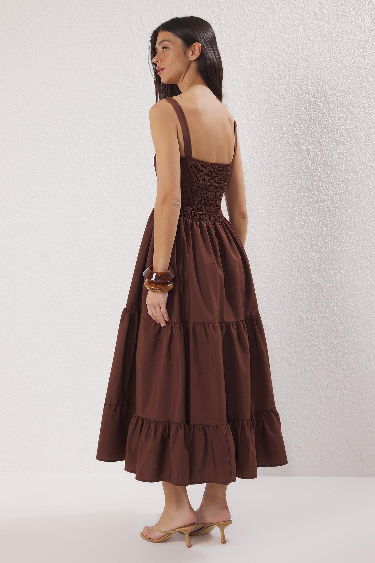Trendyol Collection-Hnědé rovné A-line Gipeli Maxi tkané šaty TWOSS24EL01052 4