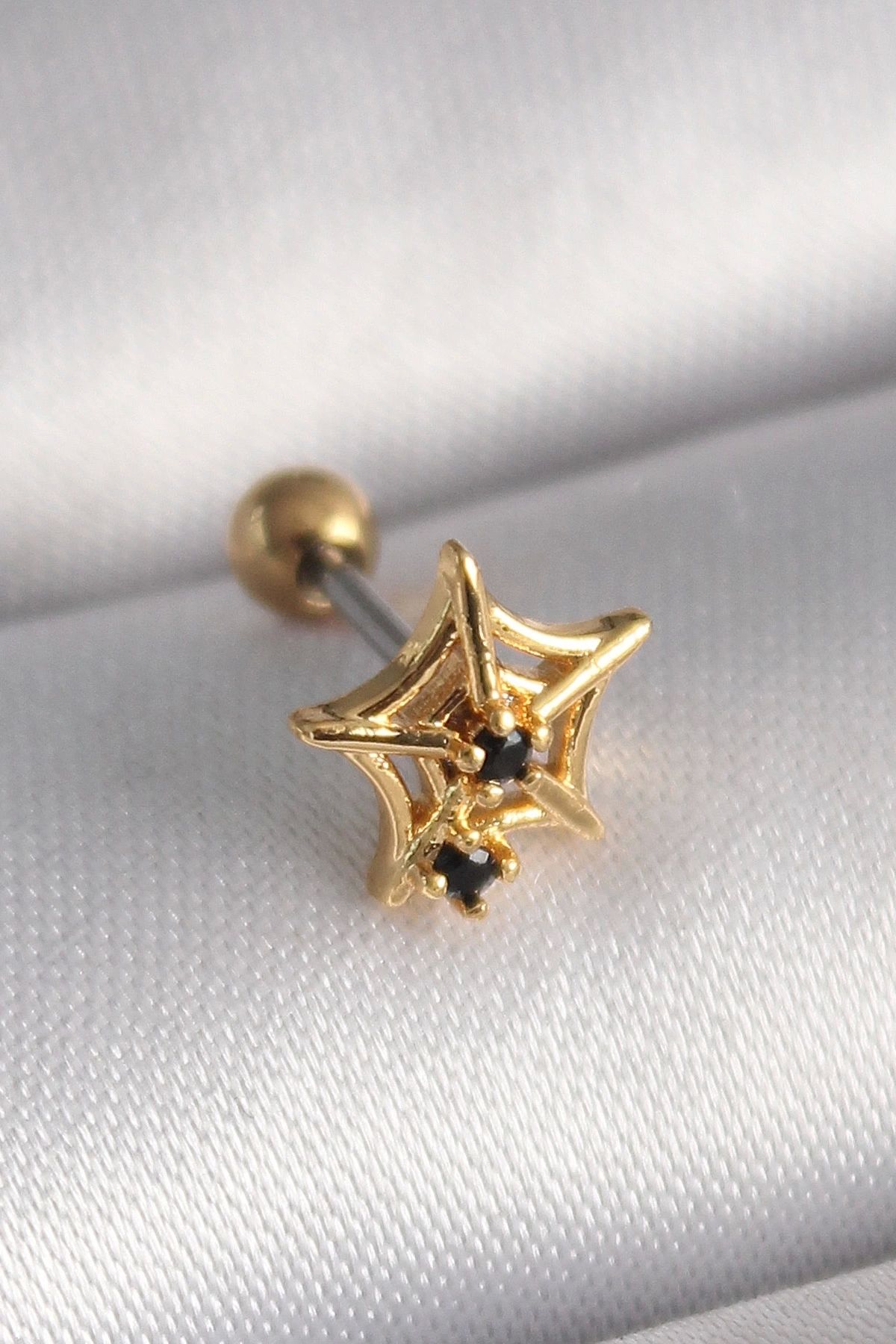 Clariss 316L Çelik Gold Renk Siyah Zirkon Taş Detay Örümcek Ağ Model Tragus Piercing