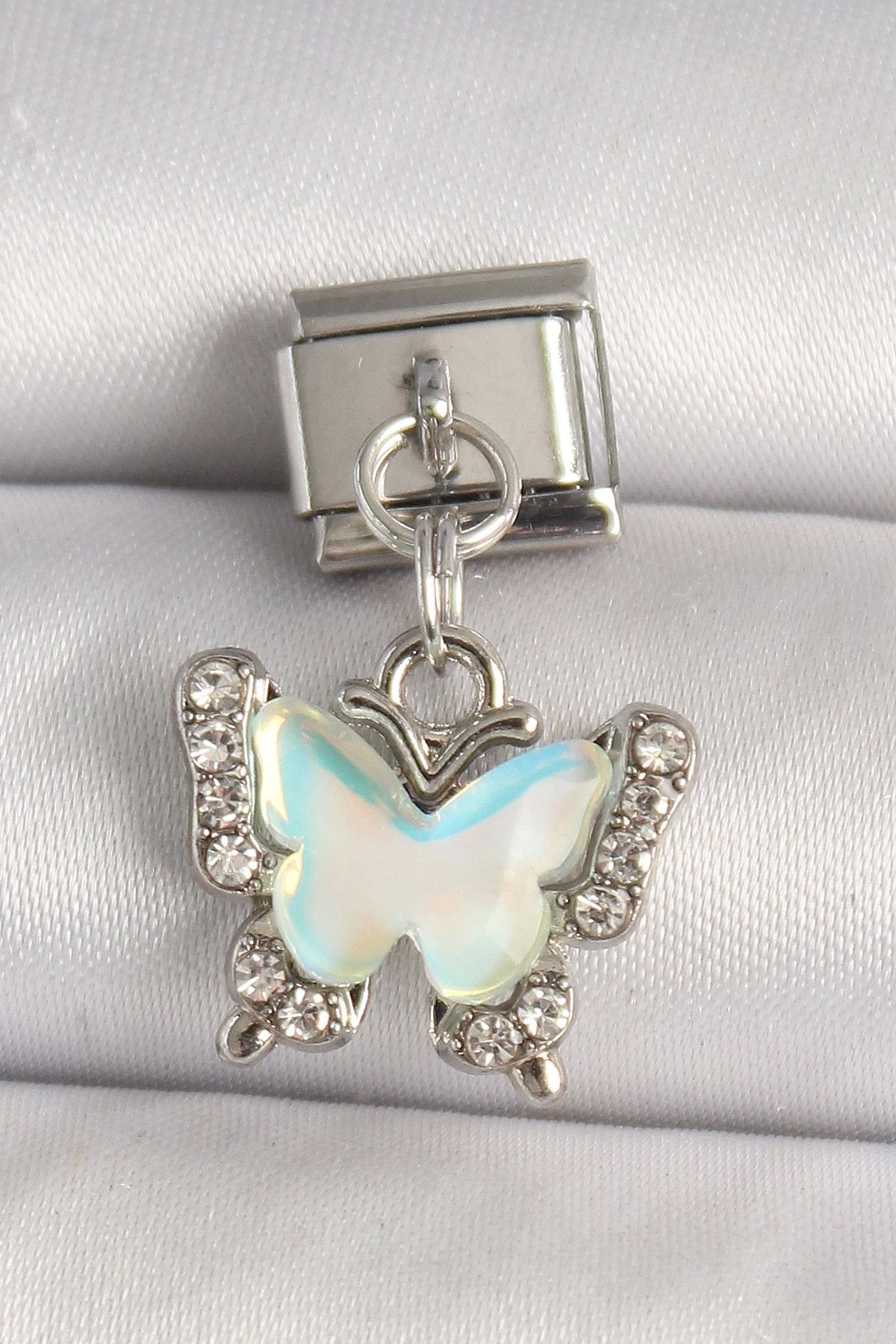 Clariss 316L Çelik Gümüş Renk Zirkon Taşlı Sarı Mineli Kelebek Model Nomination Charm