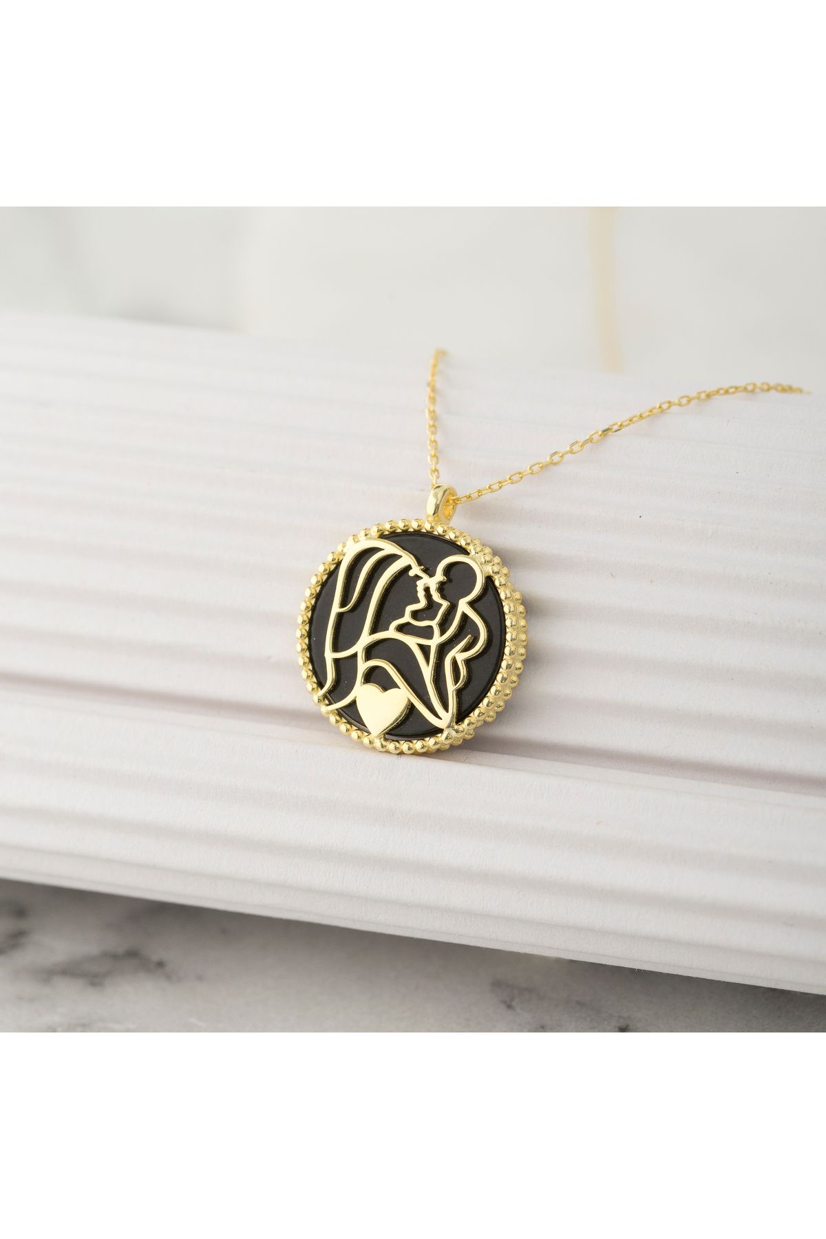 LOTUS JW Anne Bebek Gümüş Kolye (Gold) | 925 Ayar Gümüş Kolye