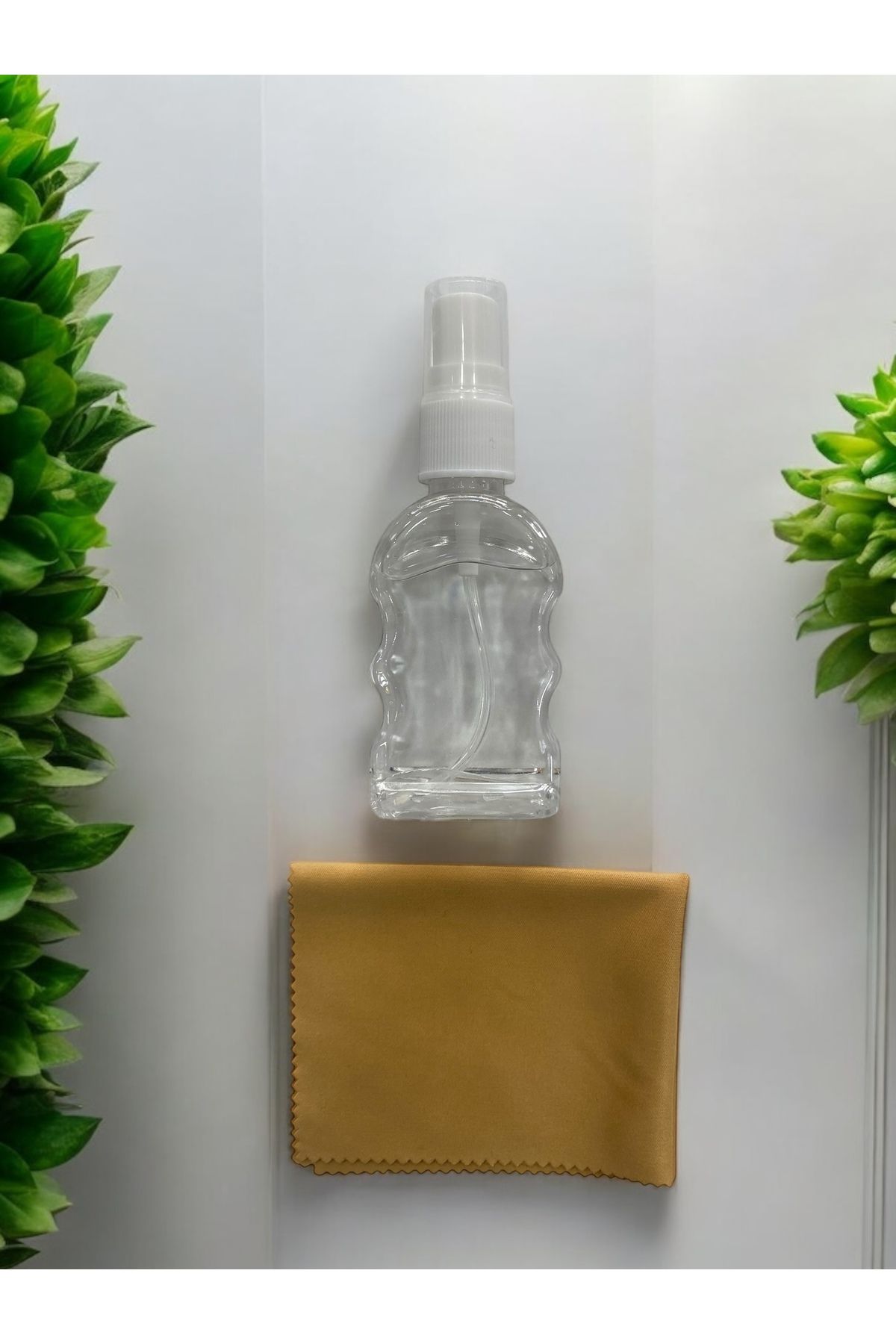VENTİ VENTİSCA Gözlük Temizleme Seti 1 Adet Sprey+ 1 Adet A Kalite Mikrofiber Bez