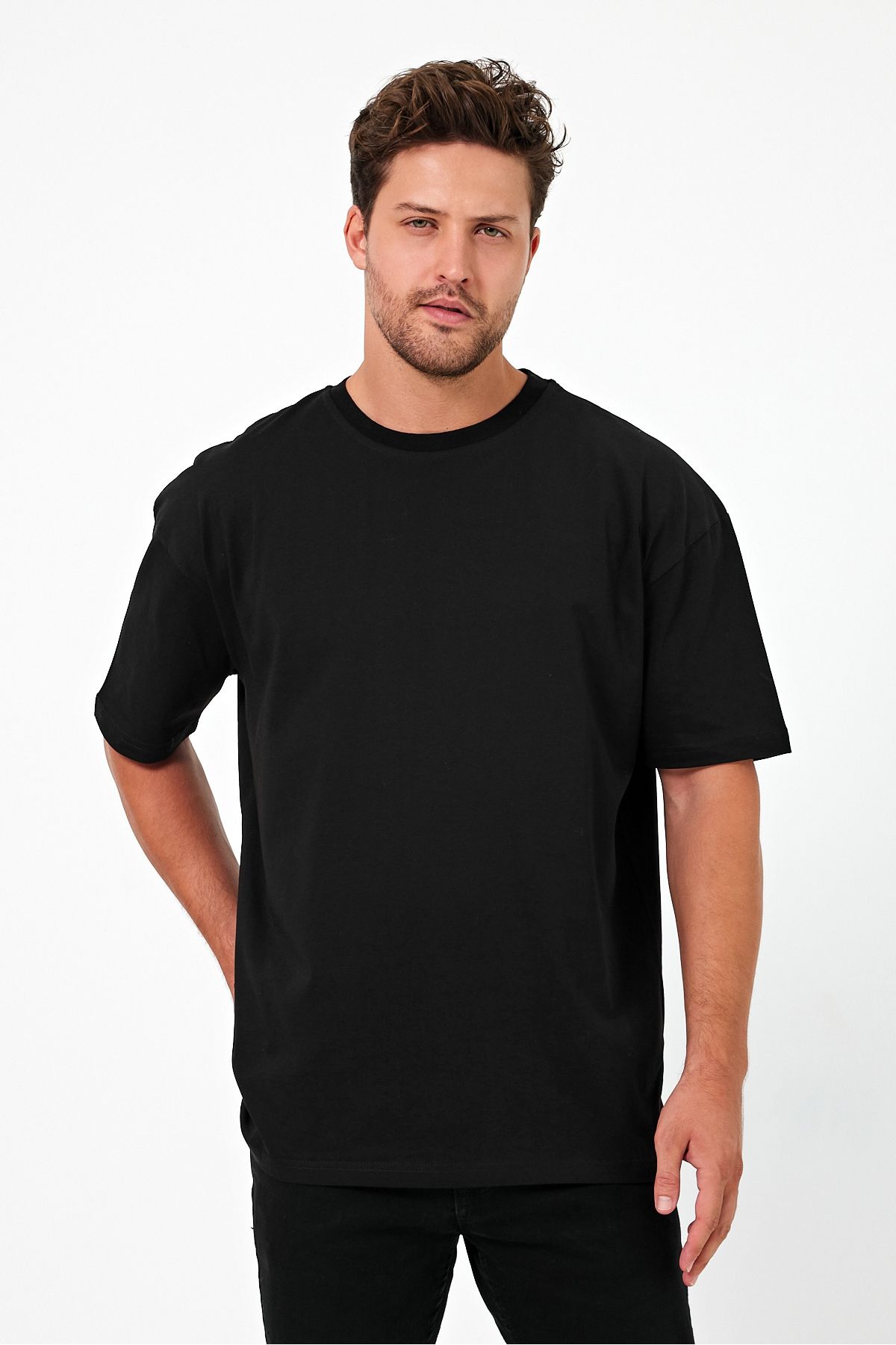 Windy Island Erkek Siyah Bisiklet Yaka Basic Oversize T-shirt