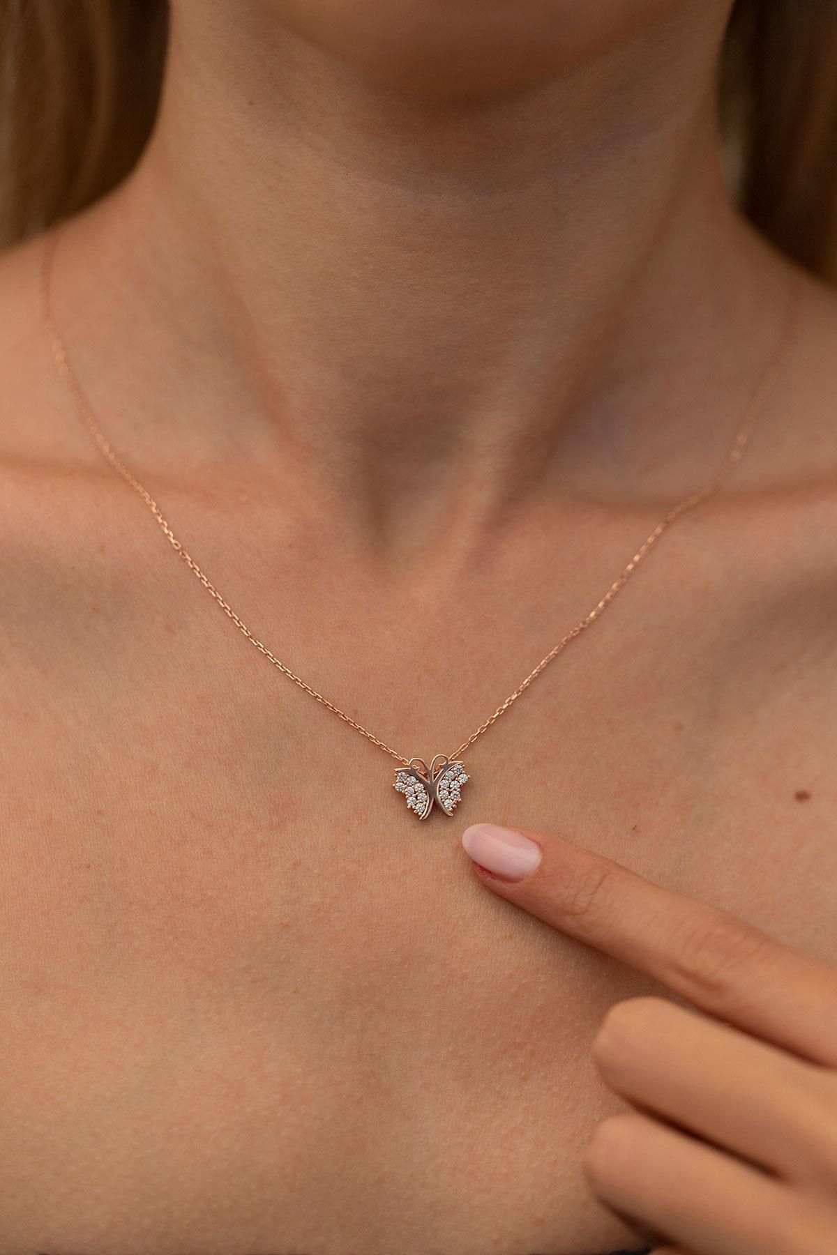 Ninova Silver Kelebek Model Rose Kaplama Gümüş Zirconia Kolye