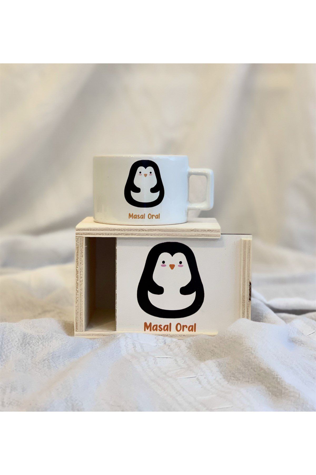 Gift Moda Kişiye Özel Tatlı Penguen Tasarımlı Kutulu Kupa