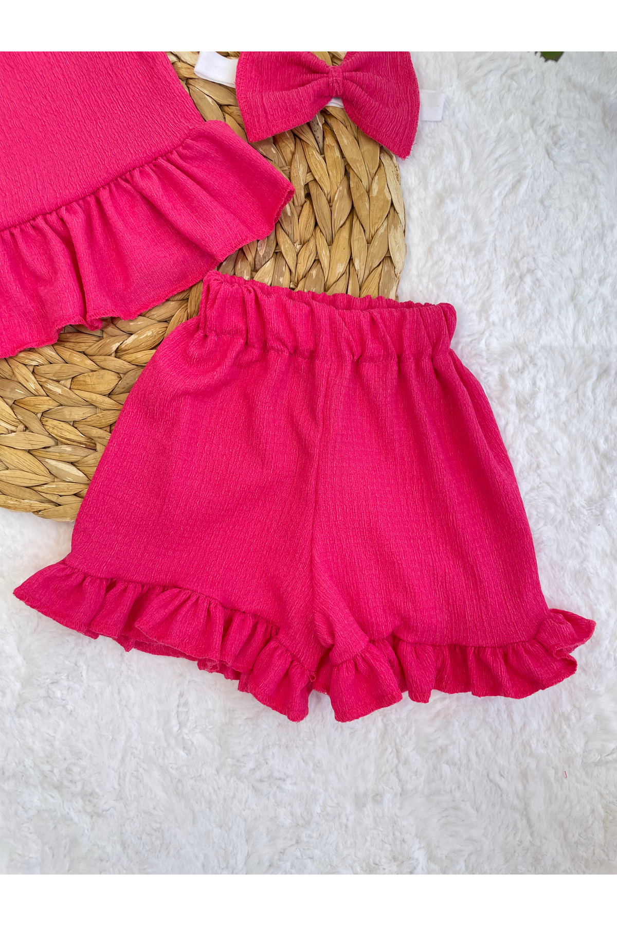 AKİF GİYİM KIZ BEBEK & ÇOCUK BÜRÜMCÜK KUMAŞ FIRFIRLI ŞORT ALT ÜST TAKIMI fotoğrafı 3 (önizleme)