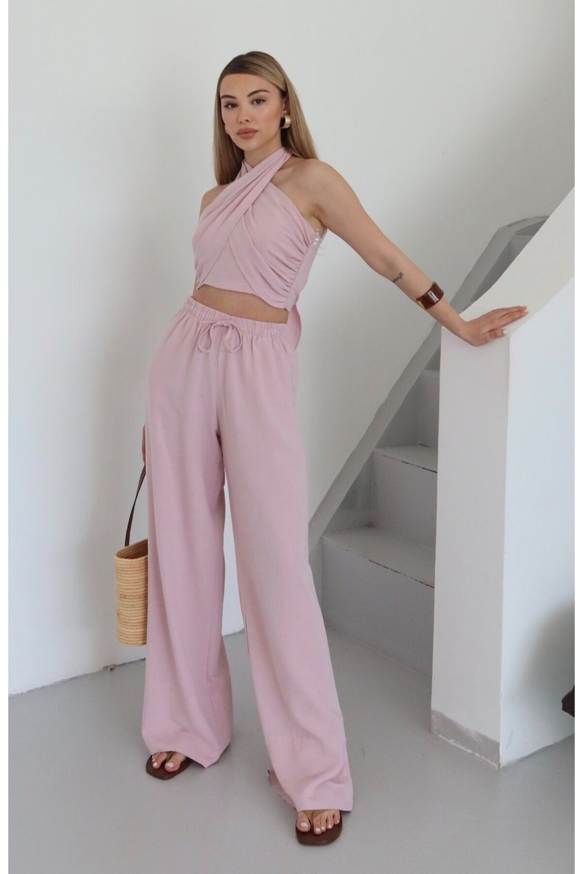 Laluvia Pembe Boyundan Bağlı Büstiyer Pantolon Takım - 30352