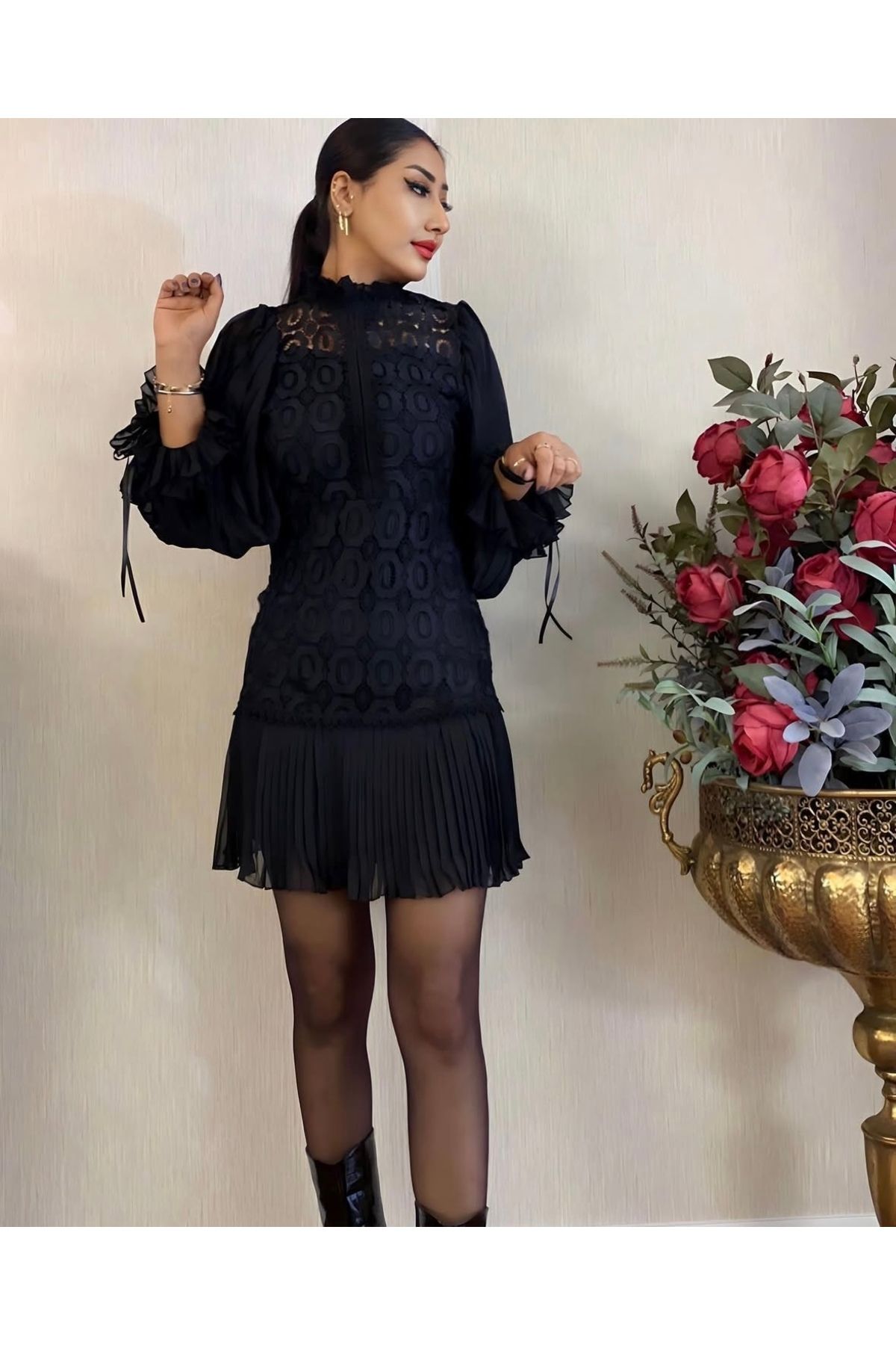 Gülşen Gök Butik Dantel Pilise Detay Elbise