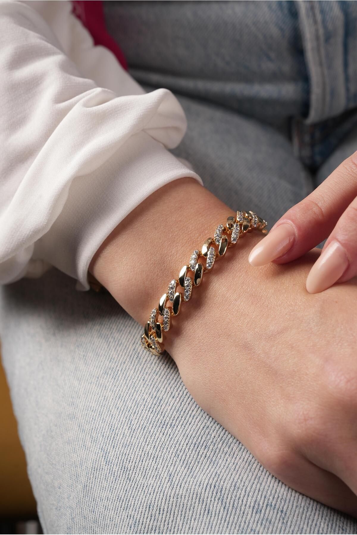 Çlk Accessories Xuping Renk Atmaz Özel Seri Taşlı Geçmeli Kilit Bileklik 70880