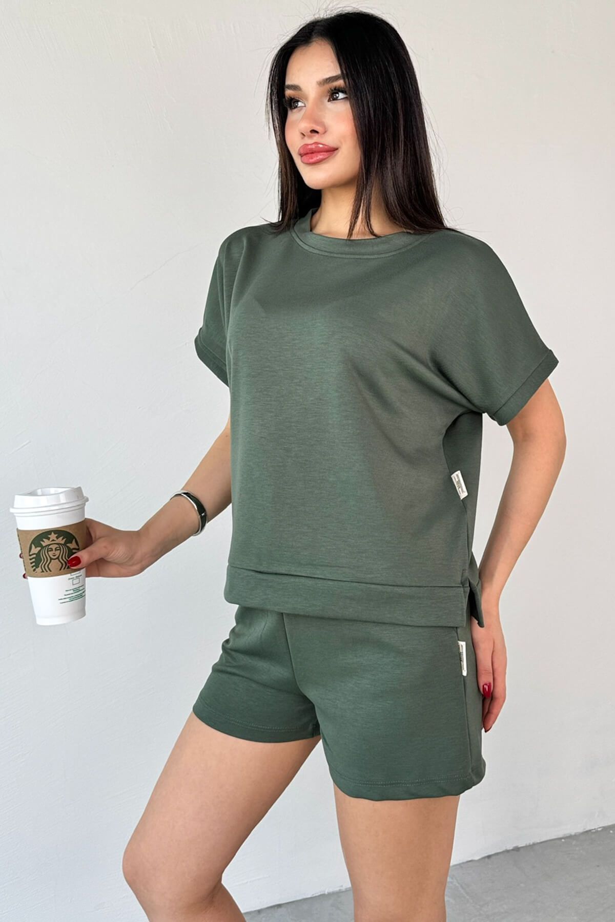Cappmoda-Tkm-0021 Khaki t Sleeve Model Bicycle Collar T-Shirt Waist Elastic Rope Tie Pocket Shorts Two-Piece Set 4