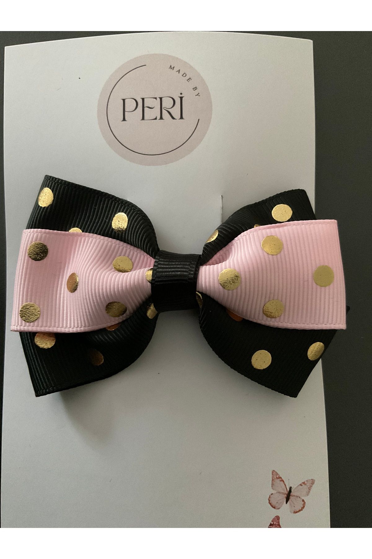 MADE BY PERİ Toka;Bir çift gold puantiyeli çocuk fiyonk toka.