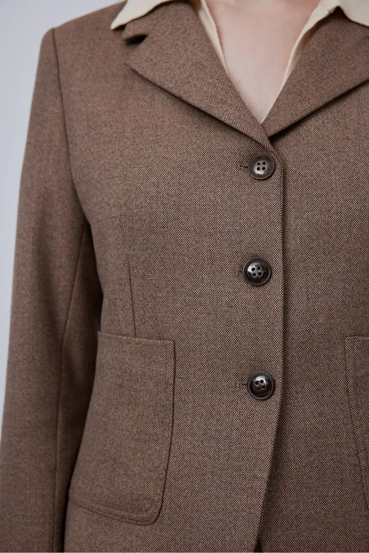 Gusto-Coffee Color Pocket Short Jacket 5