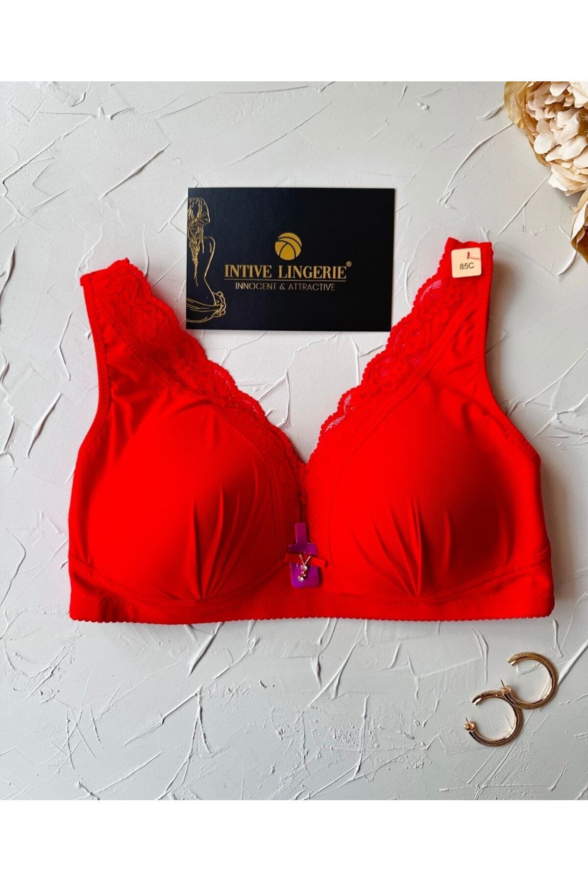 İntive Lingerie Harper Balensiz Desteksiz V Yaka Kesim Kaplı Dantelli Ultra Kaliteli Rahat C Cup Sütyen