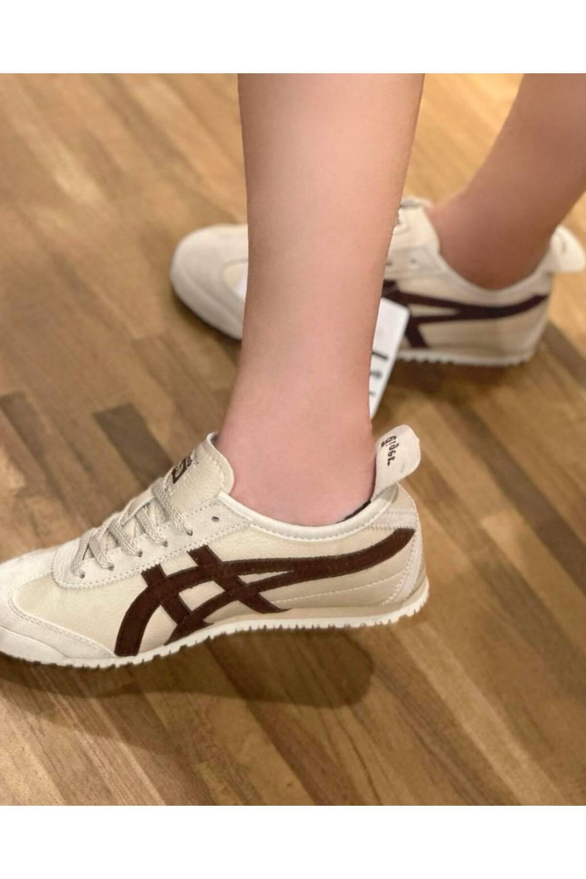 Onitsuka Tiger-Fashion Sneakers – Iconic Style, Everyday Comfort 2