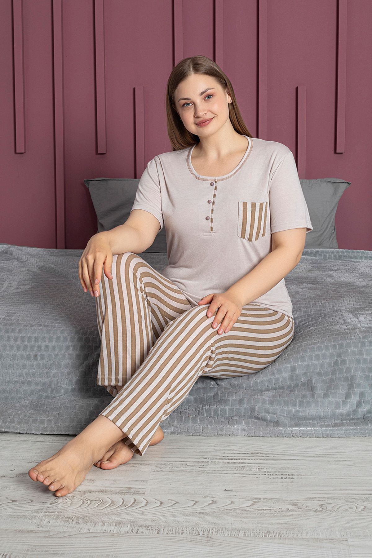 Fulla Moda Büyük Beden Çizgili Kısa Kollu Cepli Pijama Takımı