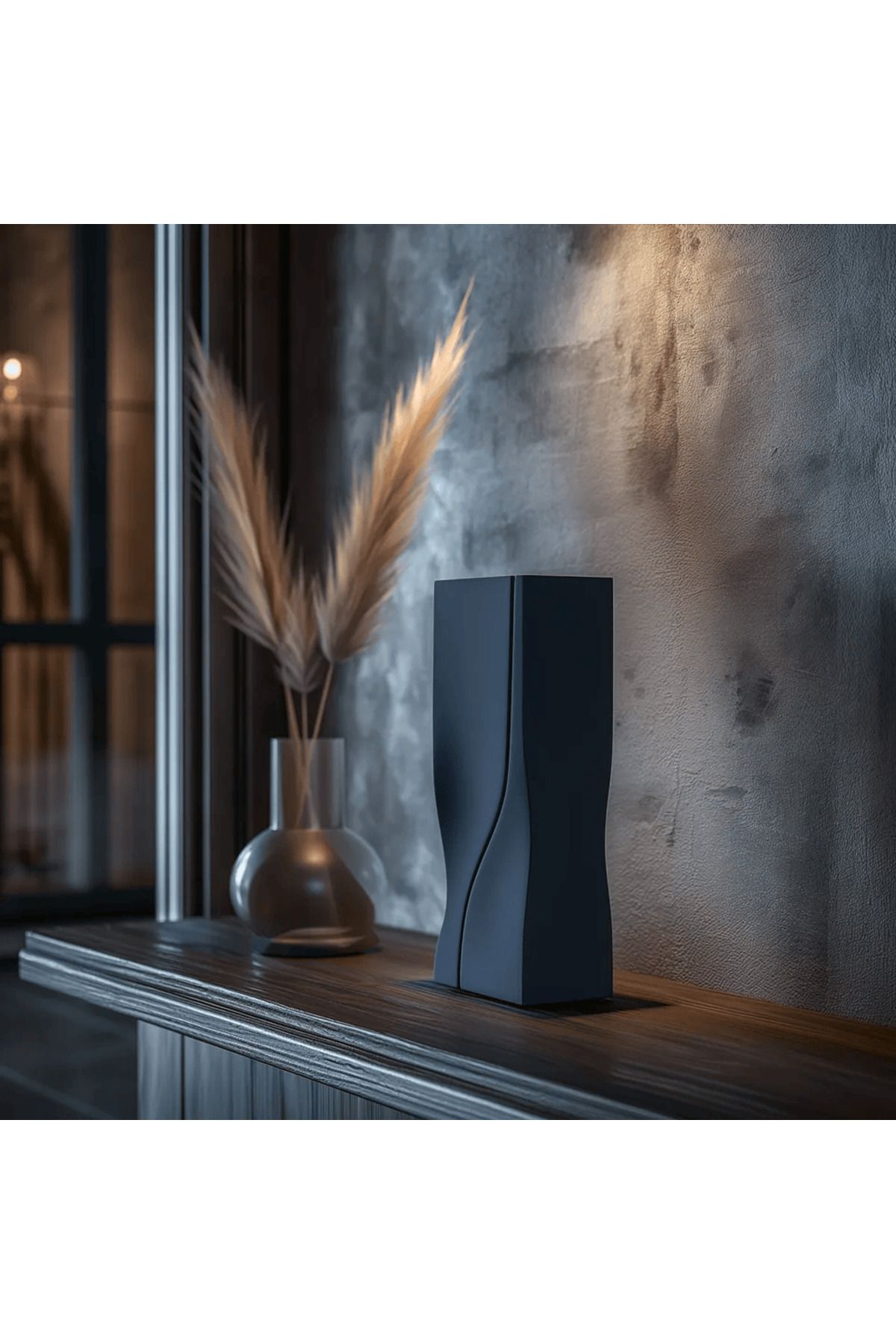 GearStudio Dik Çizgili Minimalist Vazo