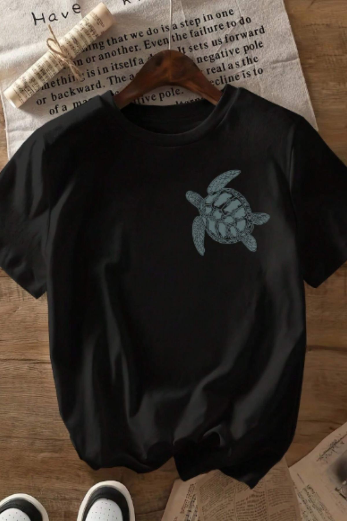 NEMESA Kadın/Kız Kaplumbağa Baskılı Oversize Düşük Kol Bisiklet Yaka T-Shirt