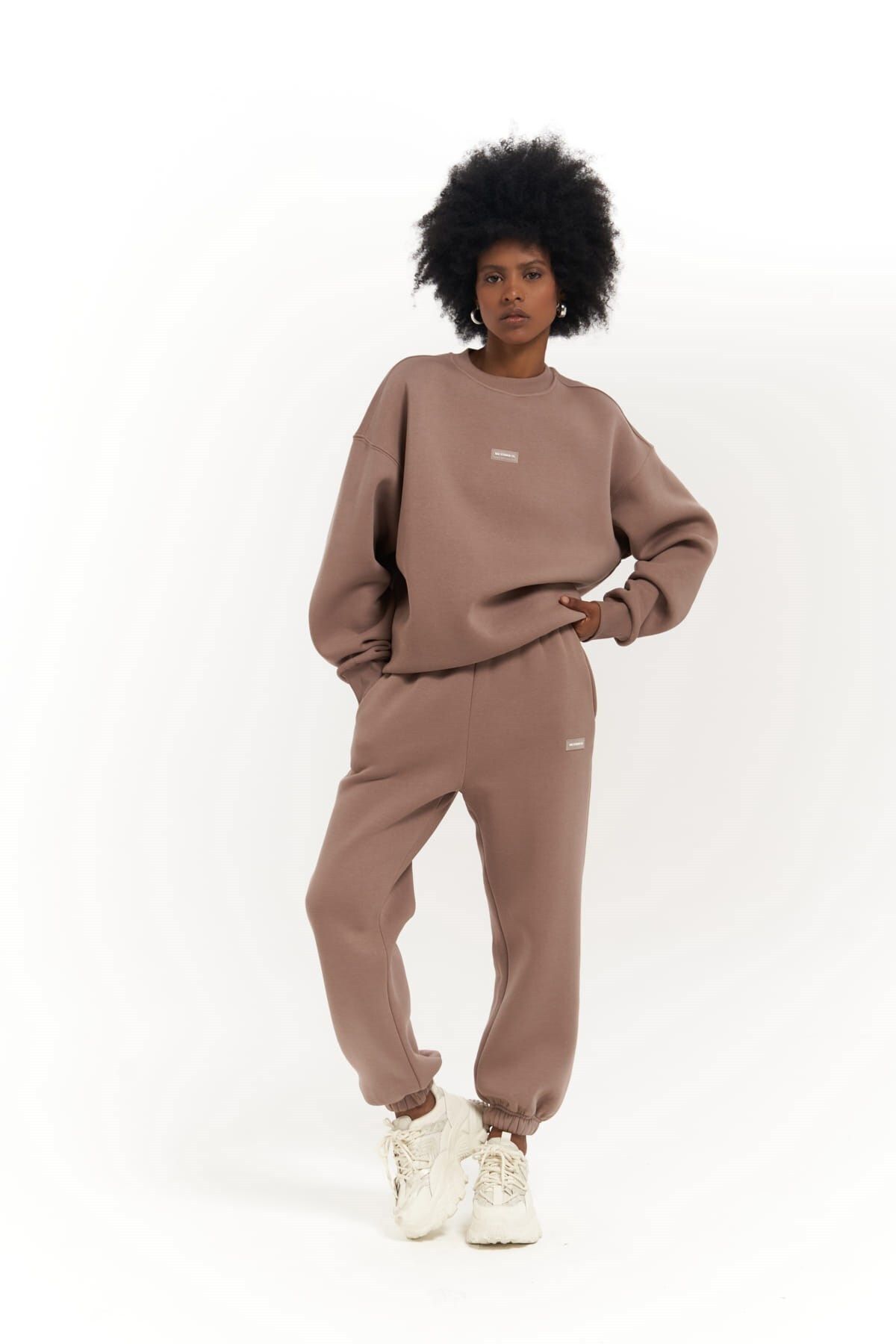 complete the look image