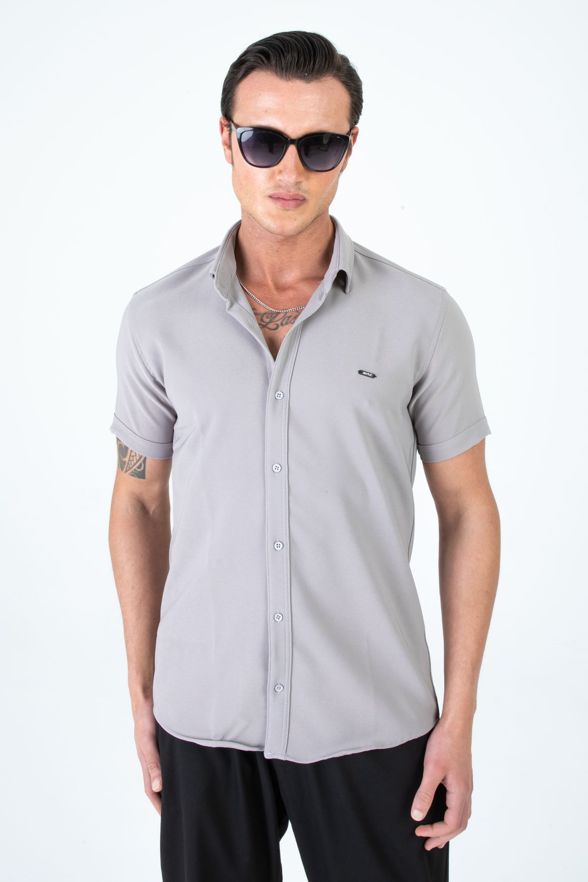 Artı1 Erkek Slim Fit Dar Kesim Kısa Kollu Nefes Alan Örme Doku Yazlık Erkek Gömlek