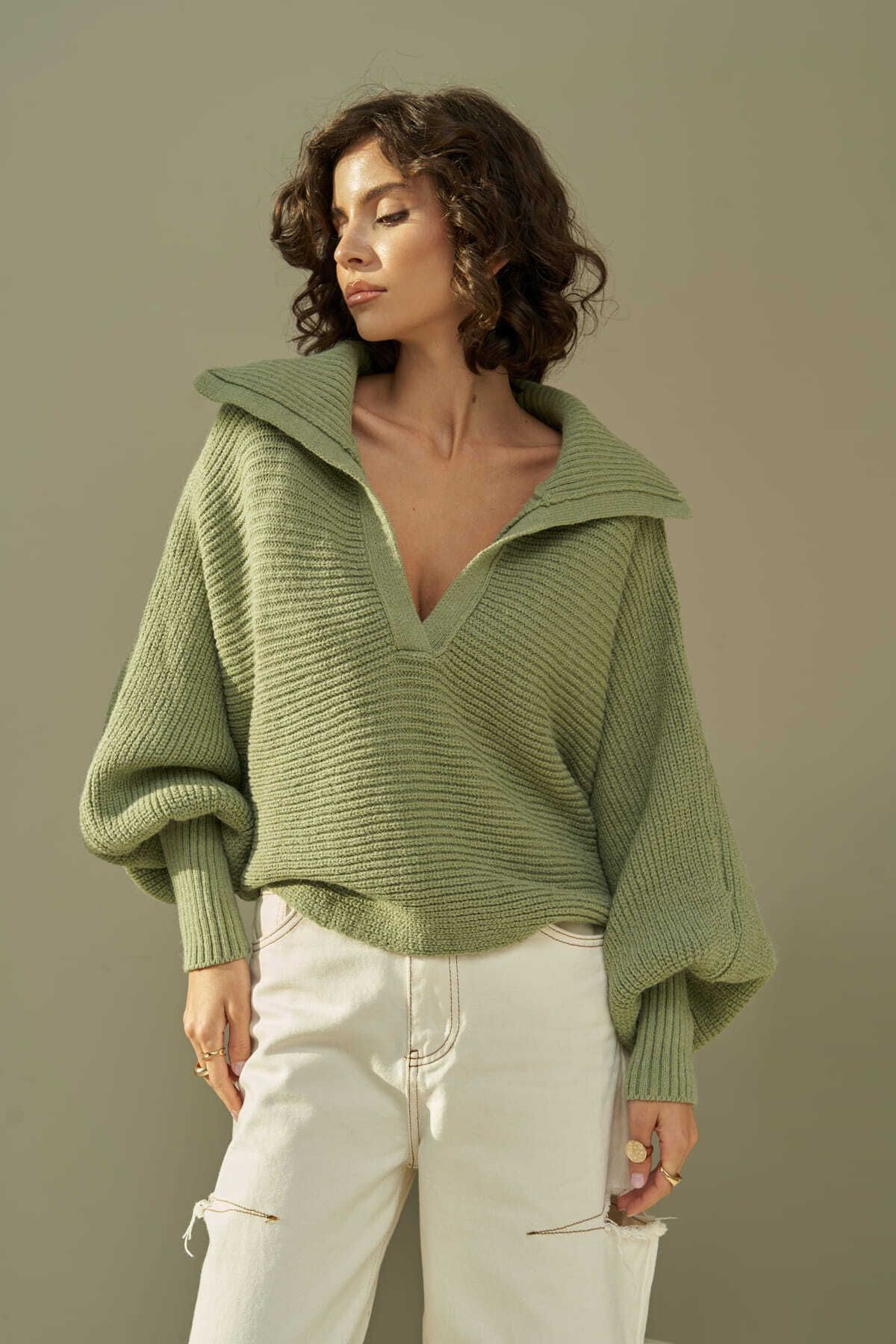 complete the look image