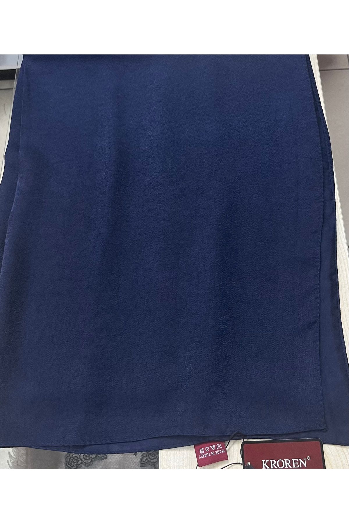 KROREN Dubai parlak şal