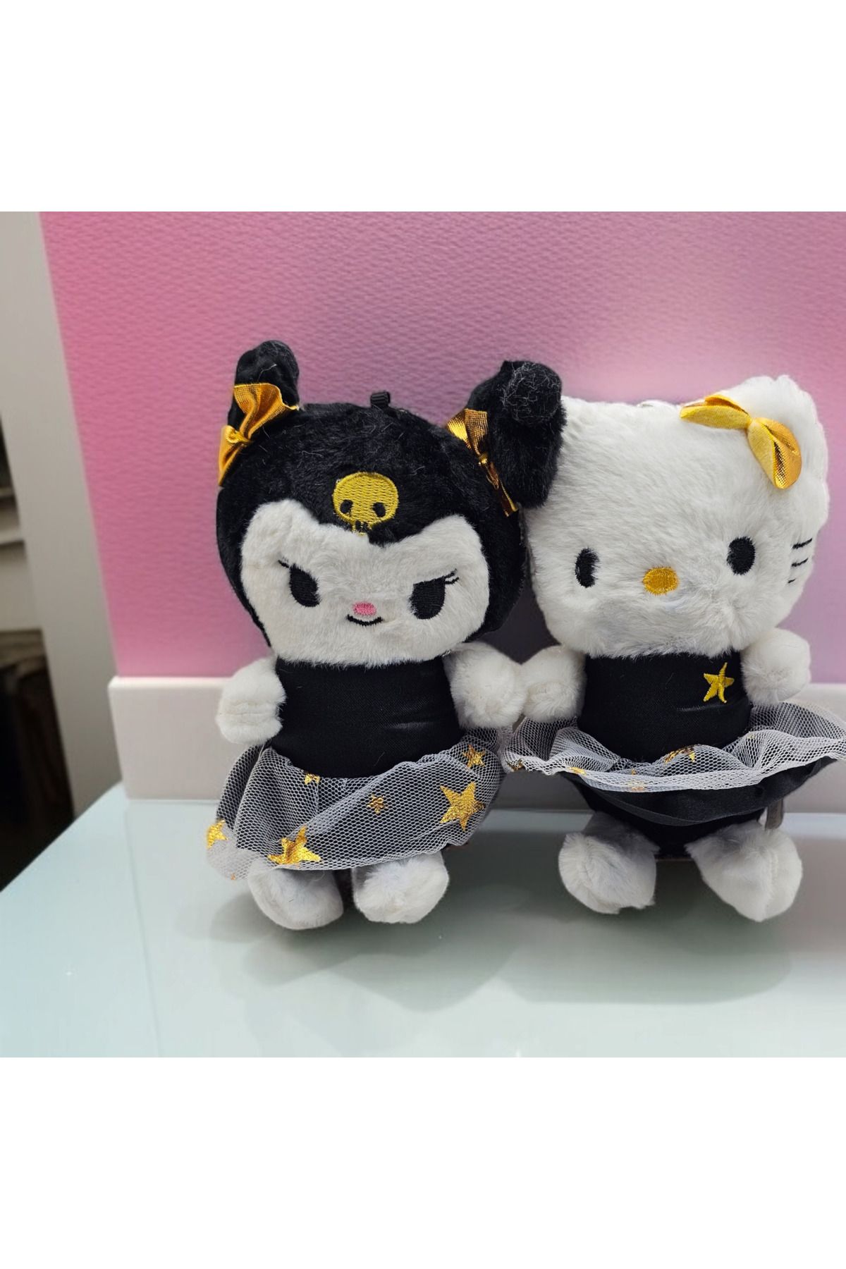 Meyra Accessories Sanrio kuromi hello kitty etekli peluş anahtarlık sevimli kaliteli rengarenk renk seçenekli 1adet