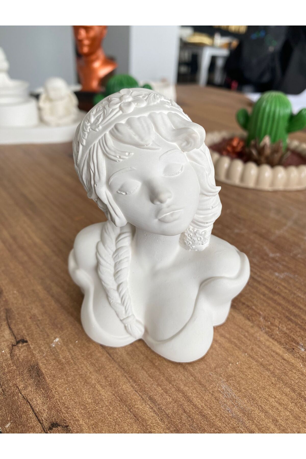 WionArt Kız Model biblo