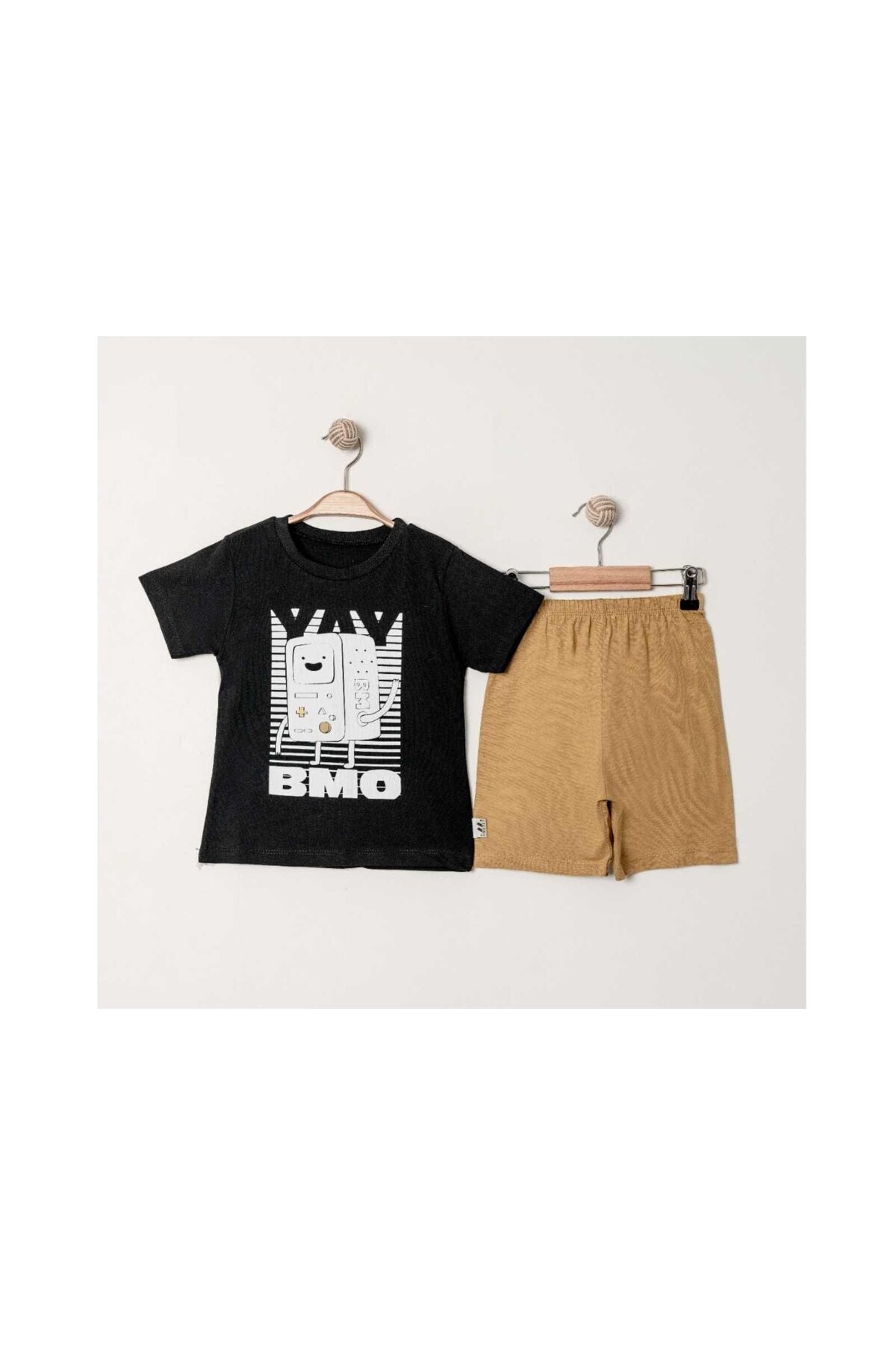 TRENDİMİZBİR-Boy's Brown Shorts Black T-Shirt Set – Retro Game Console Themed Summer Set 2