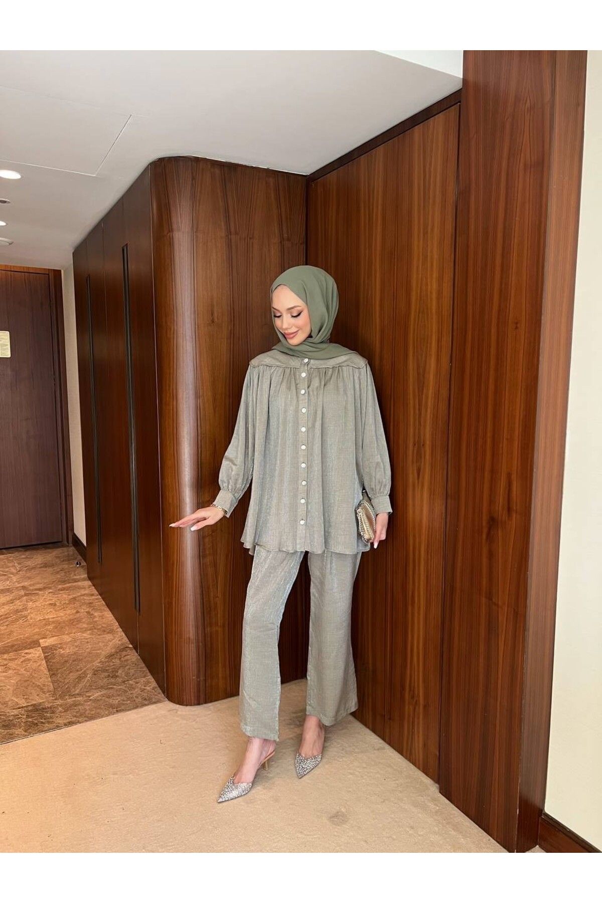 İnce Stil-Stone Detail Buttoned Tunic Set 3