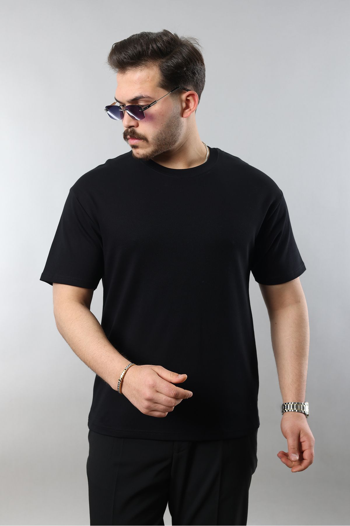 STOCX Oversize Geniş Kalıp Bisiklet Yaka Basic Düz Kısa Kollu Tişört