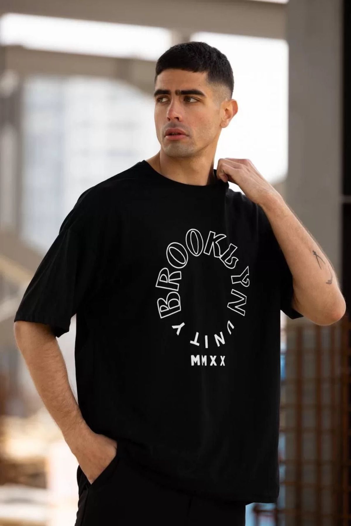 FantaziAtölyesi Unisex Bisiklet Yaka Baskılı Oversize T-Shirt - Siyah