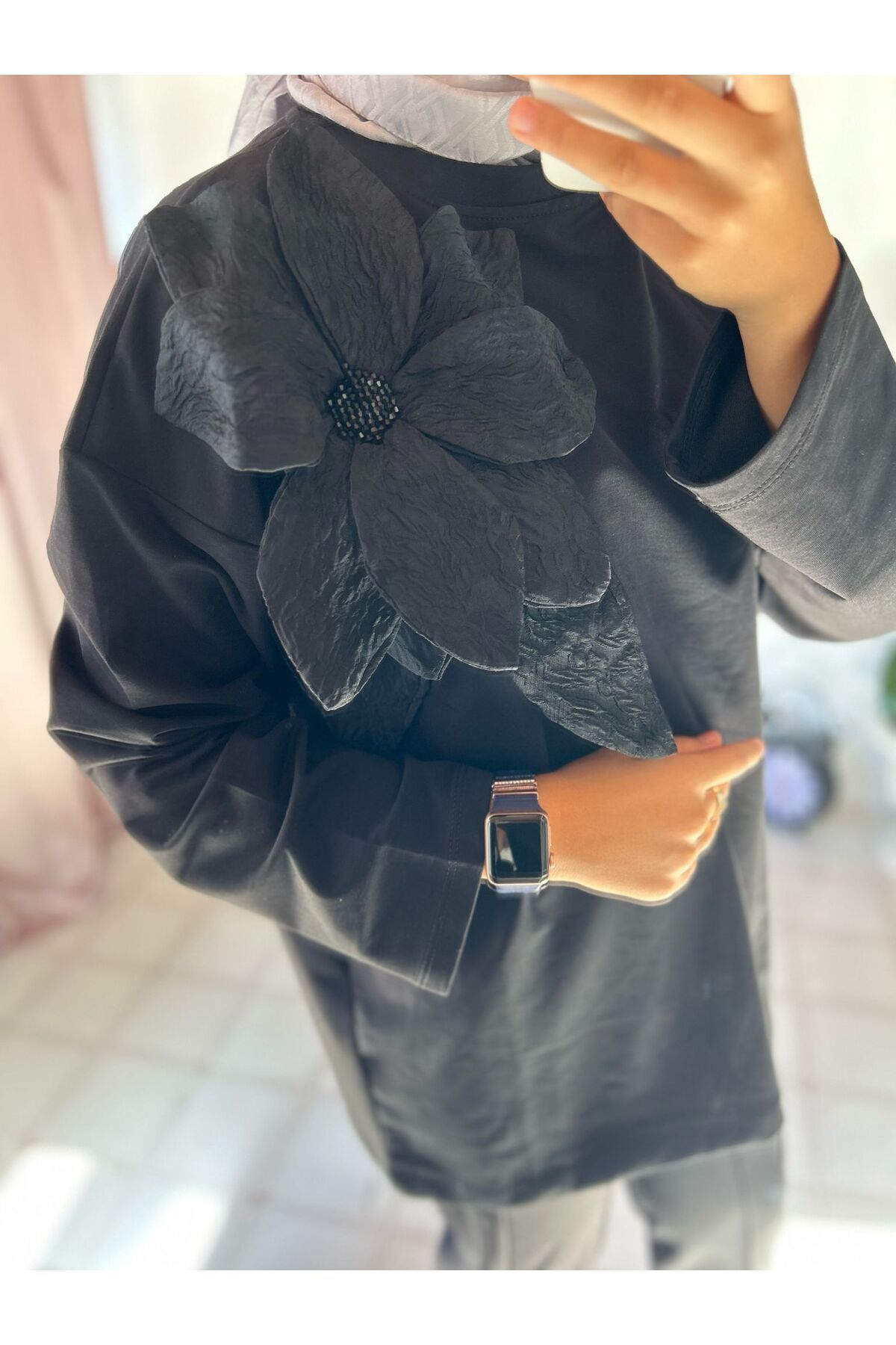 Meralles Fiyonk Detaylı Takım Elbise - T-shirt