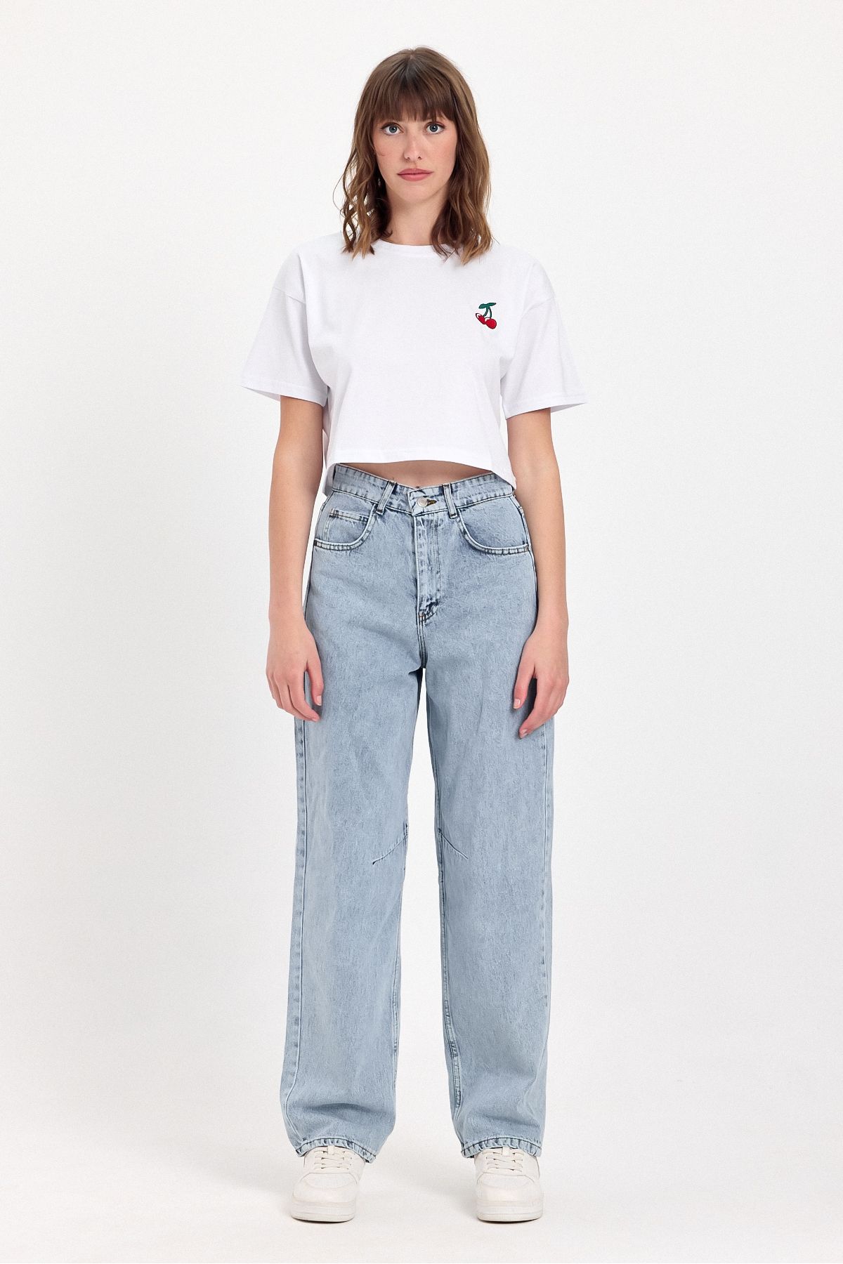 JBC %100 Pamuk Kiraz Nakışlı Crop Bisiklet Yaka Örme T-Shirt