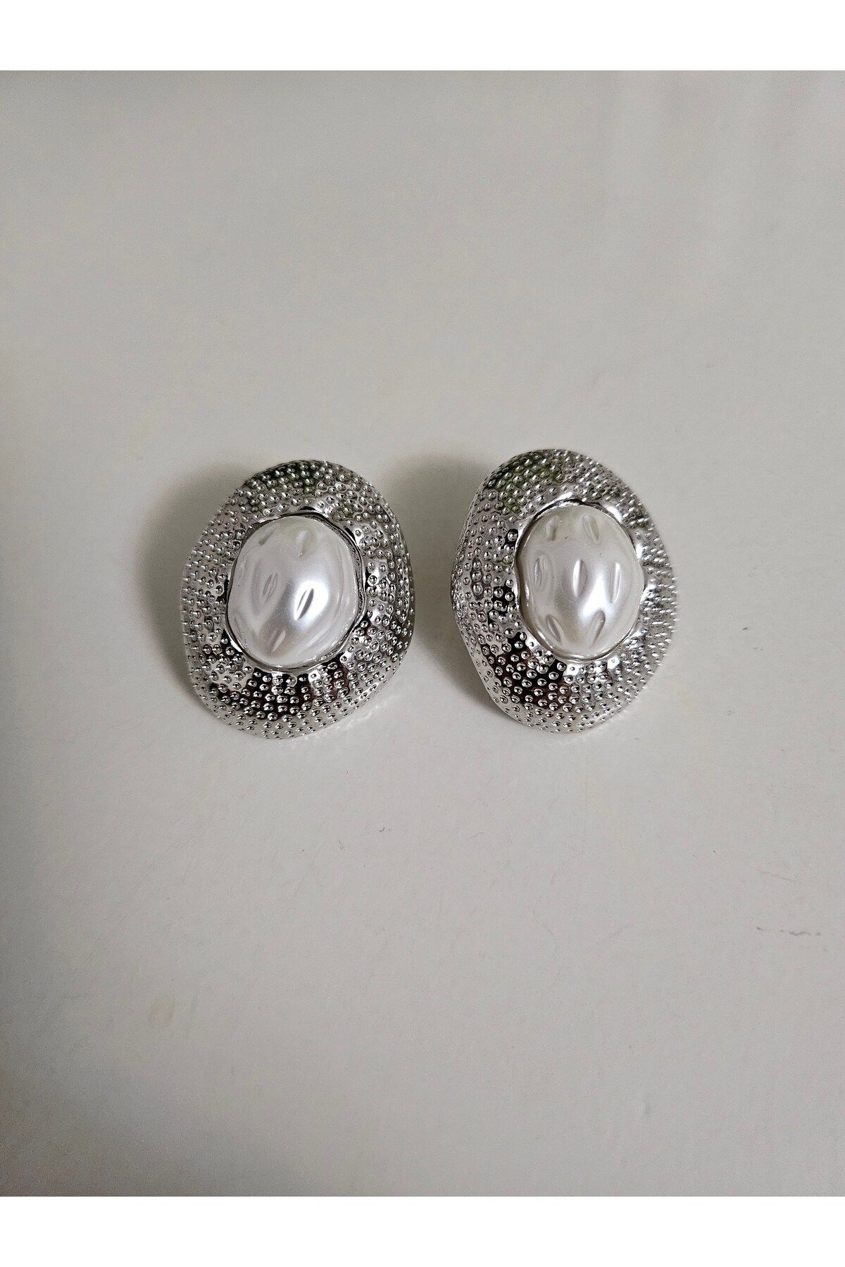 Tasarım Silver Vintage Çelik Küpe