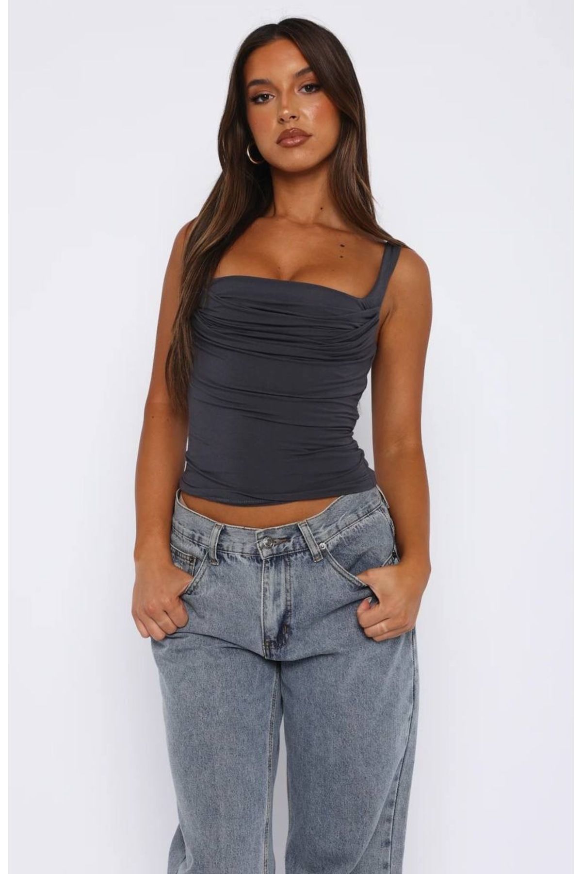 Sudelim butik Kalın Askılı Degaje Yaka Önü Büzgülü Crop Body