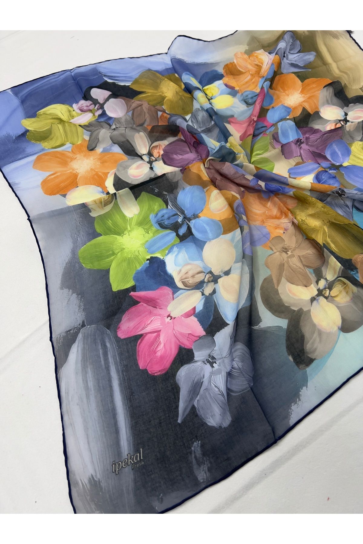 İpekal ipekal soft fresh çiçek desen eşarp