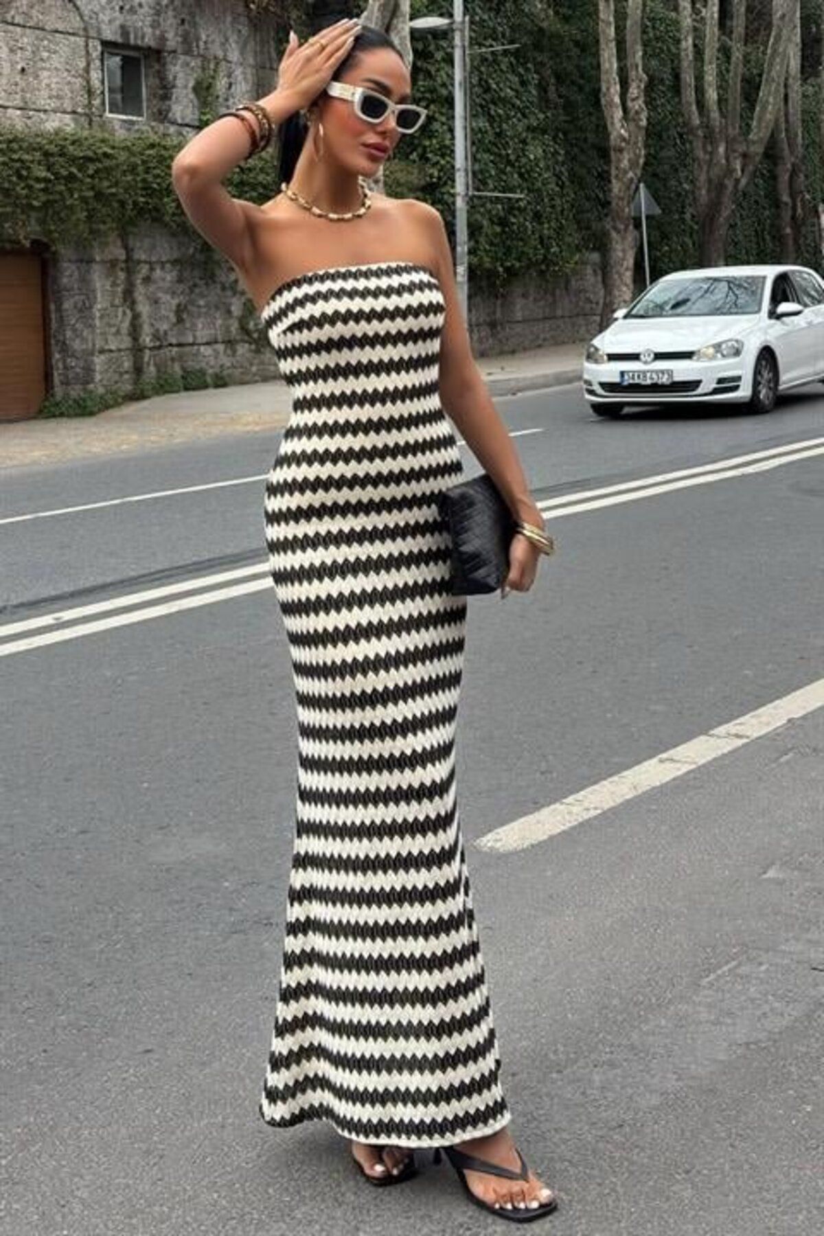 leyla sanat sanata yeni bir bakış açısı leyla sanat sanata yeni bir bakış açısı Maura Desenli Straplez Elbise 2770