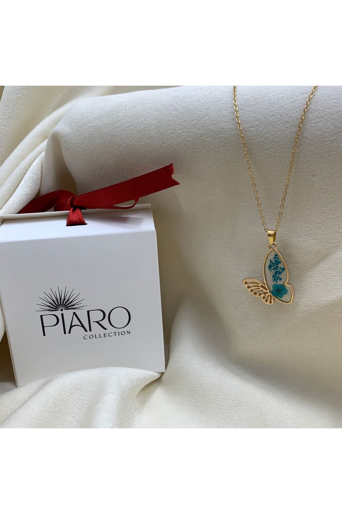 Piaro Collection Çiçekli Kelebek Çelik Kolye