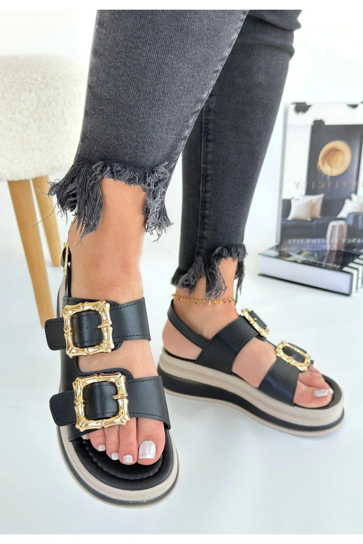 KAZAX Stan Siyah Cilt Sandalet